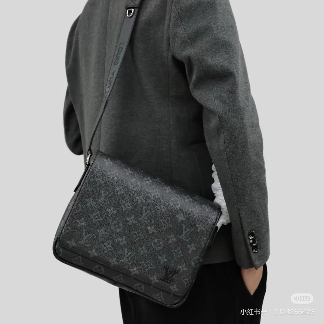 LV 27FW QVUSQNN 108 크로스백 15