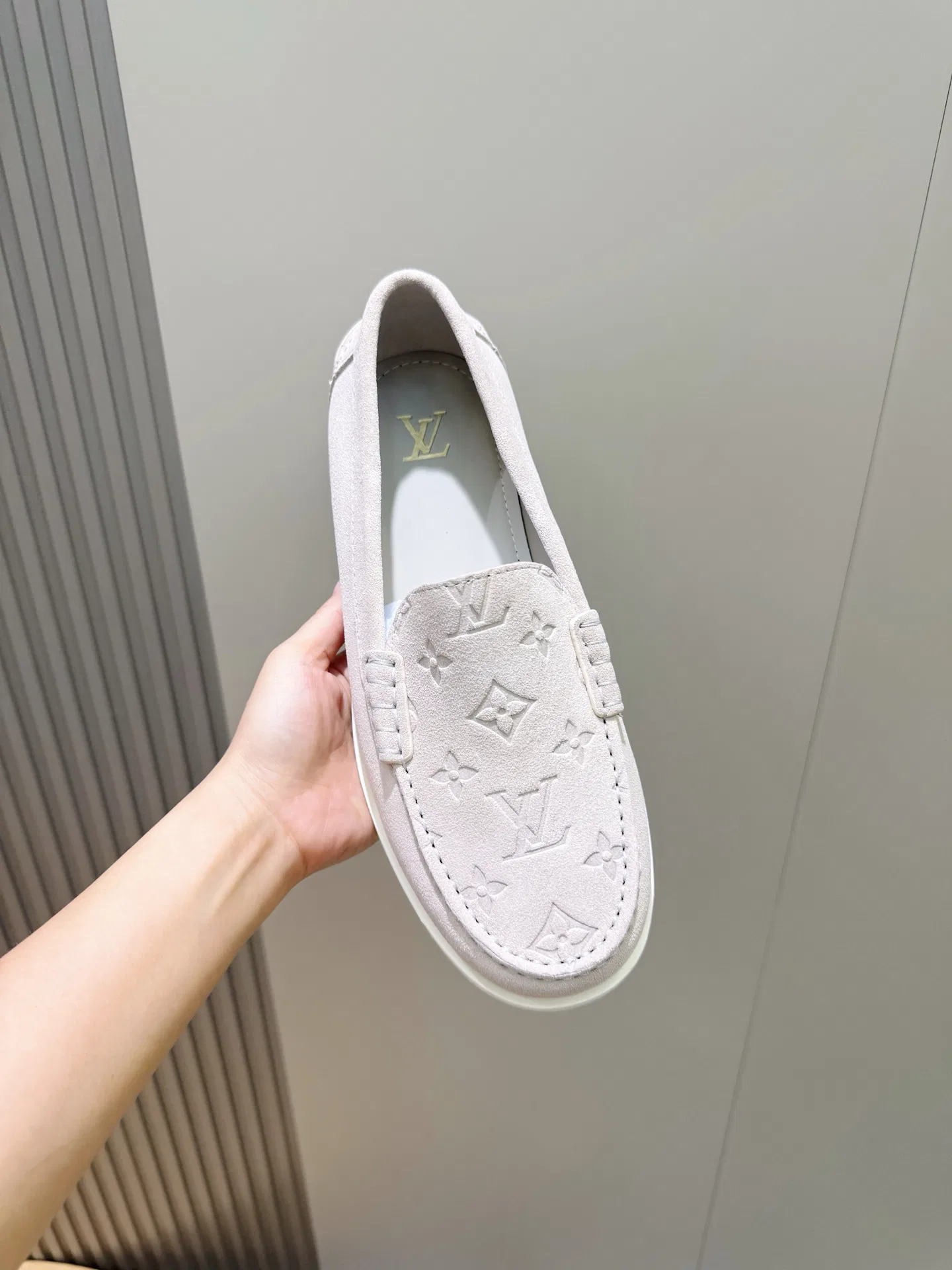 LV 27FW QVUSQNN 119 로퍼 13