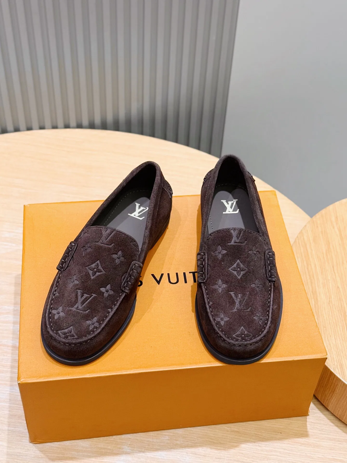LV 27FW QVUSQNN 119 로퍼 27