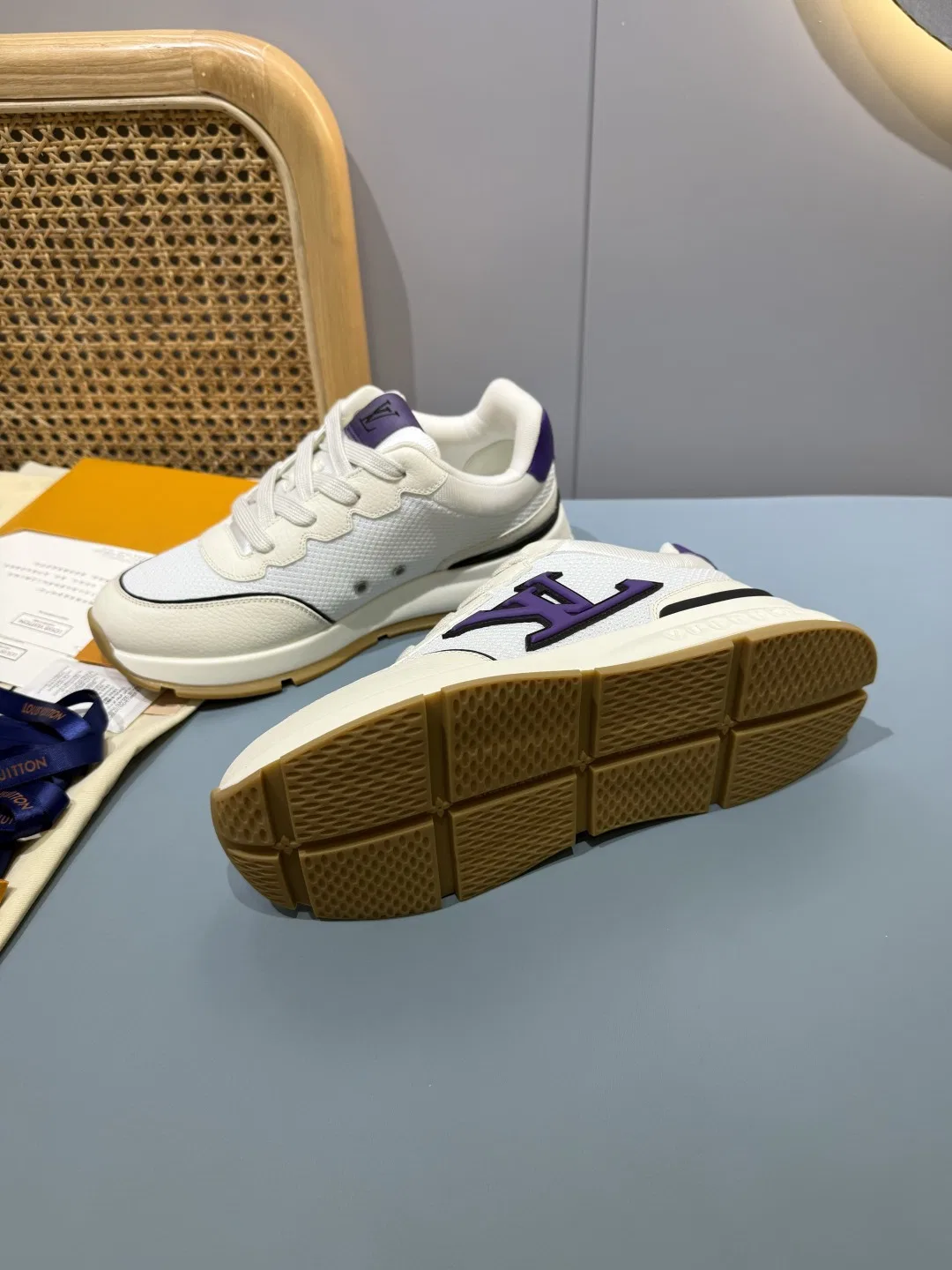LV 27FW QVUSQNN 128 스니커즈 74