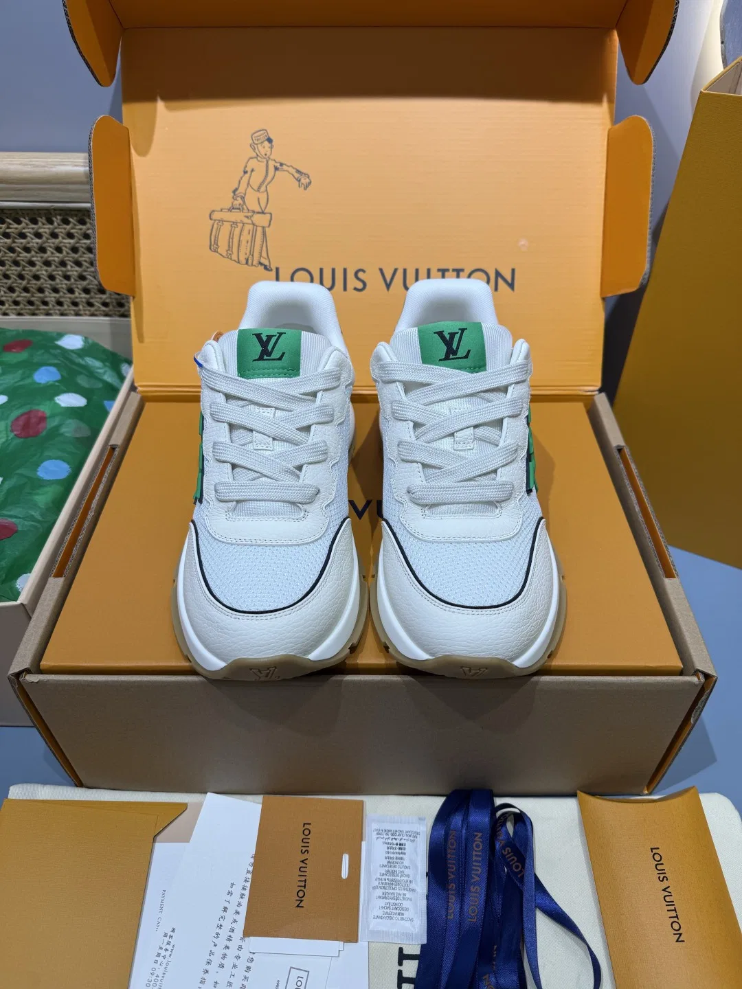 LV 27FW QVUSQNN 128 스니커즈 94