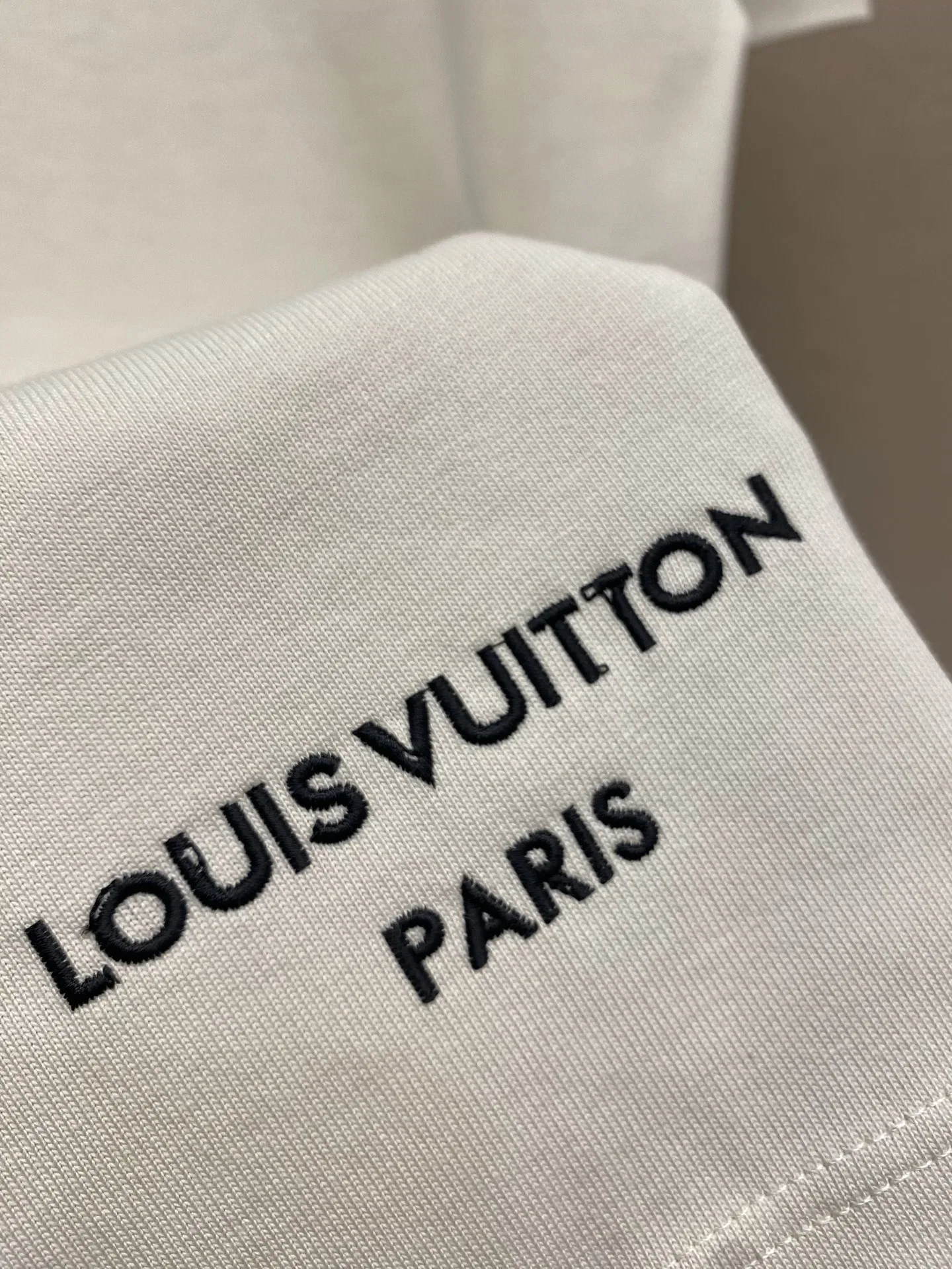 LV 27FW QVUSQNN 136 반팔티셔츠 8