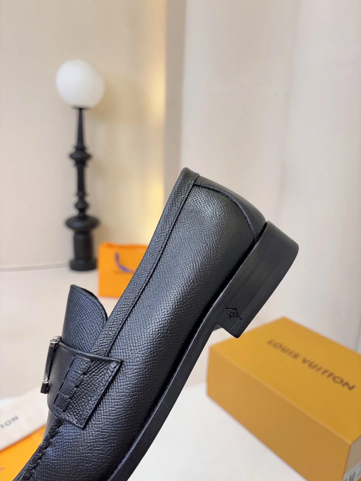 LV 27FW QVUSQNN 140 로퍼 8