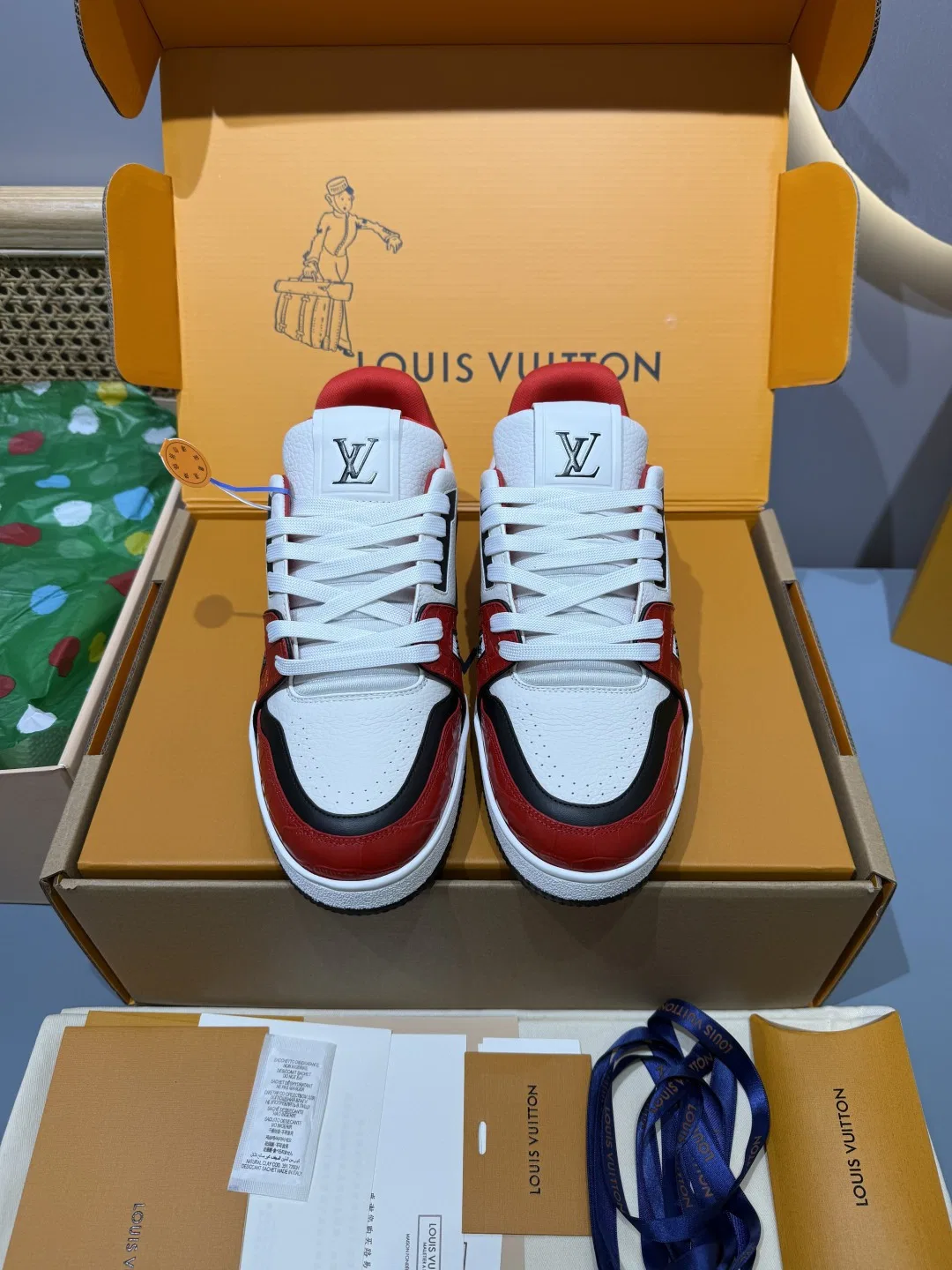 LV 27FW QVUSQNN 151 스니커즈 11