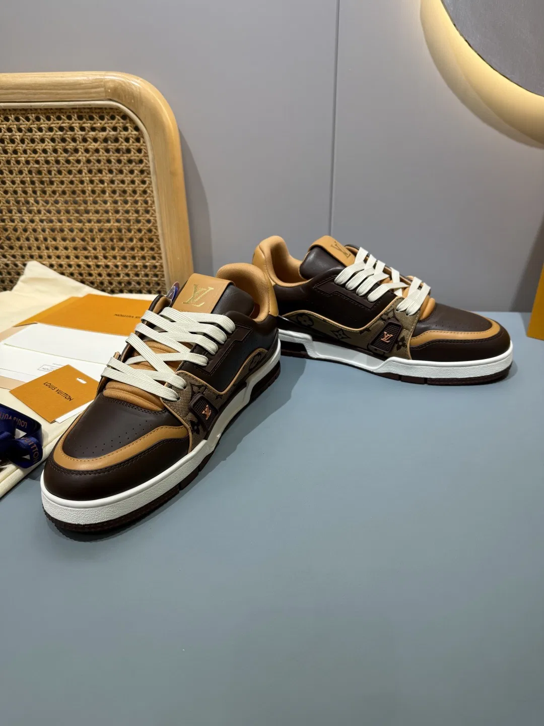LV 27FW QVUSQNN 151 스니커즈 23