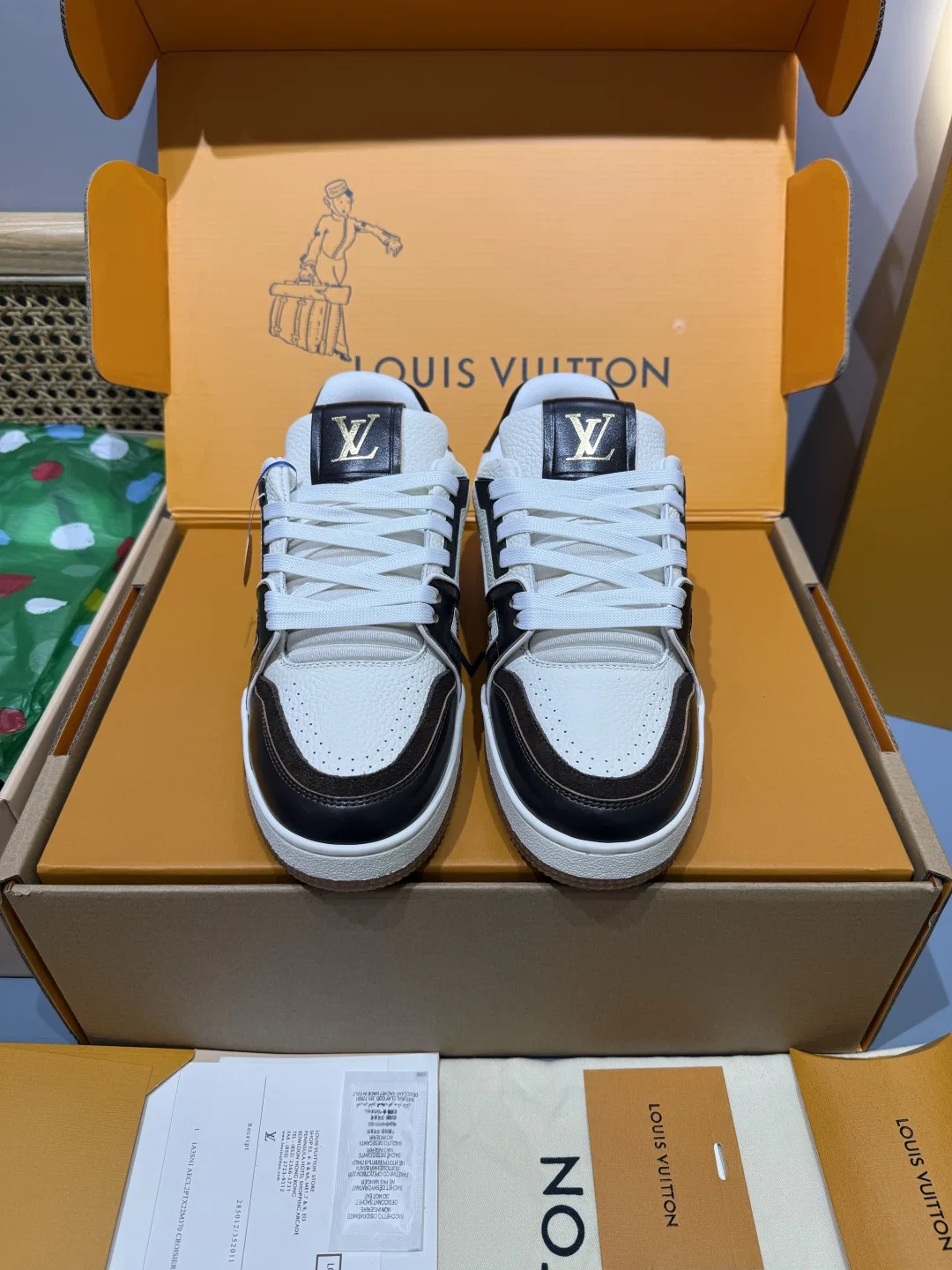 LV 27FW QVUSQNN 154 스니커즈 10