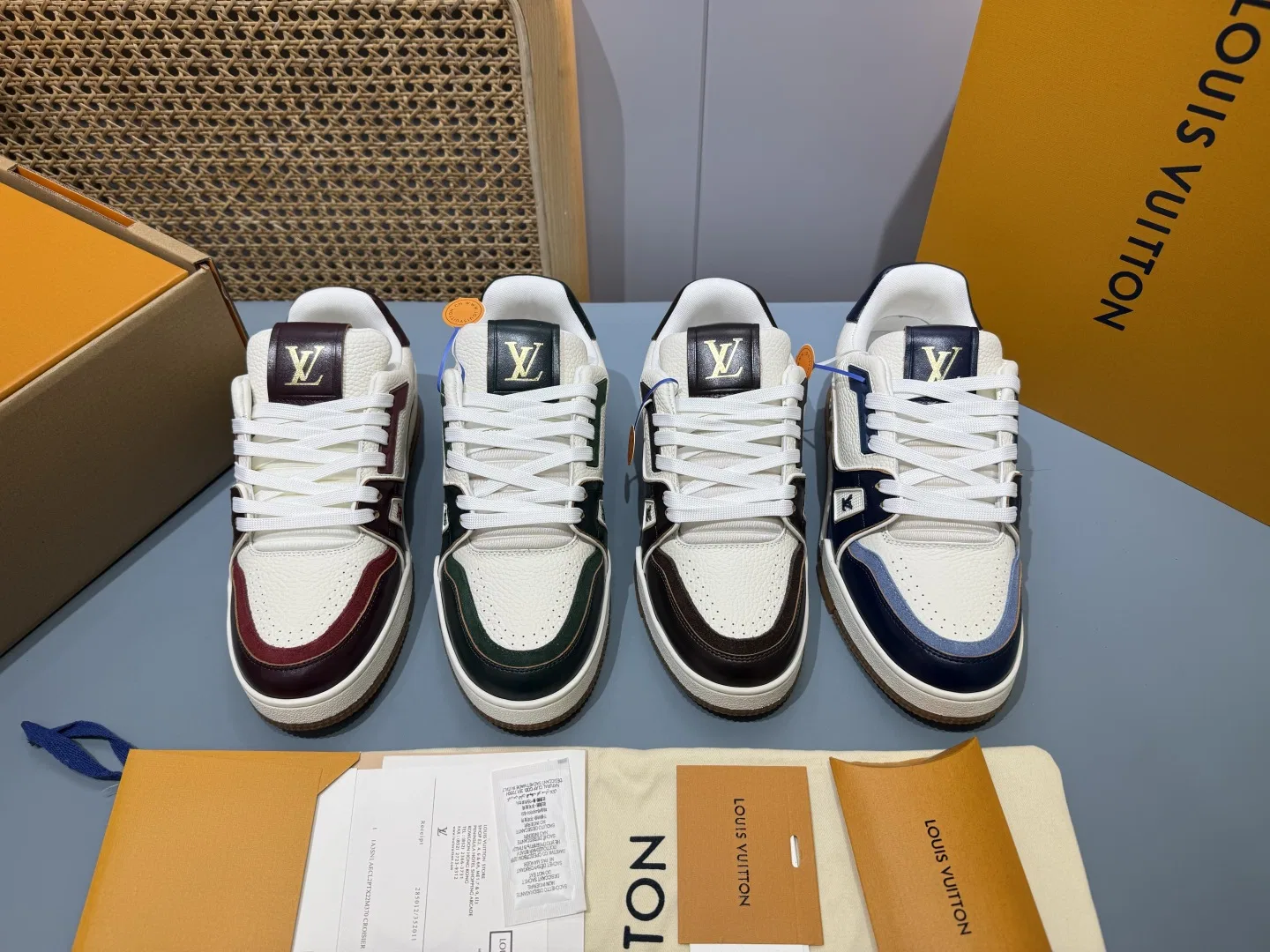 LV 27FW QVUSQNN 154 스니커즈 26