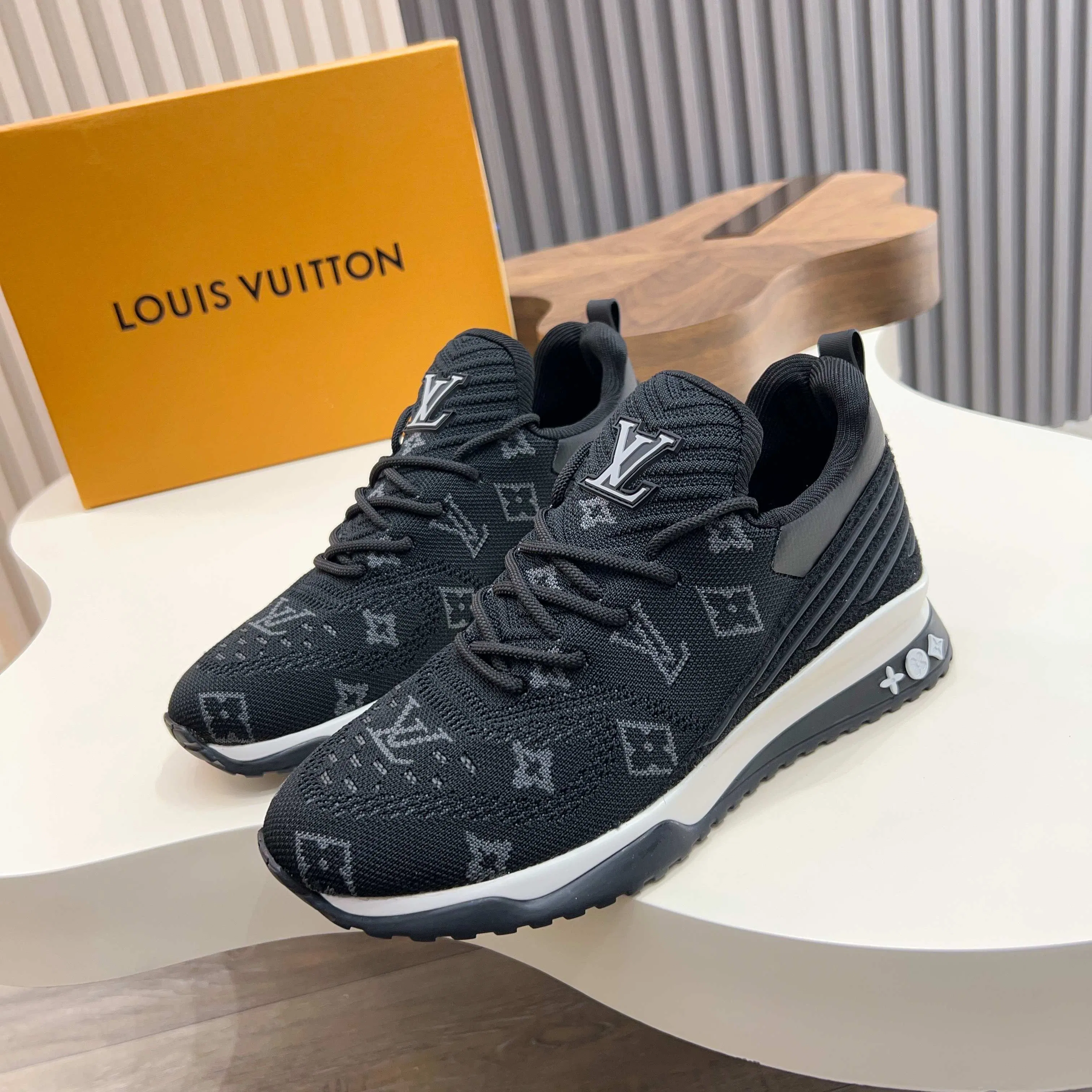 LV 27FW QVUSQNN 162 운동화 17