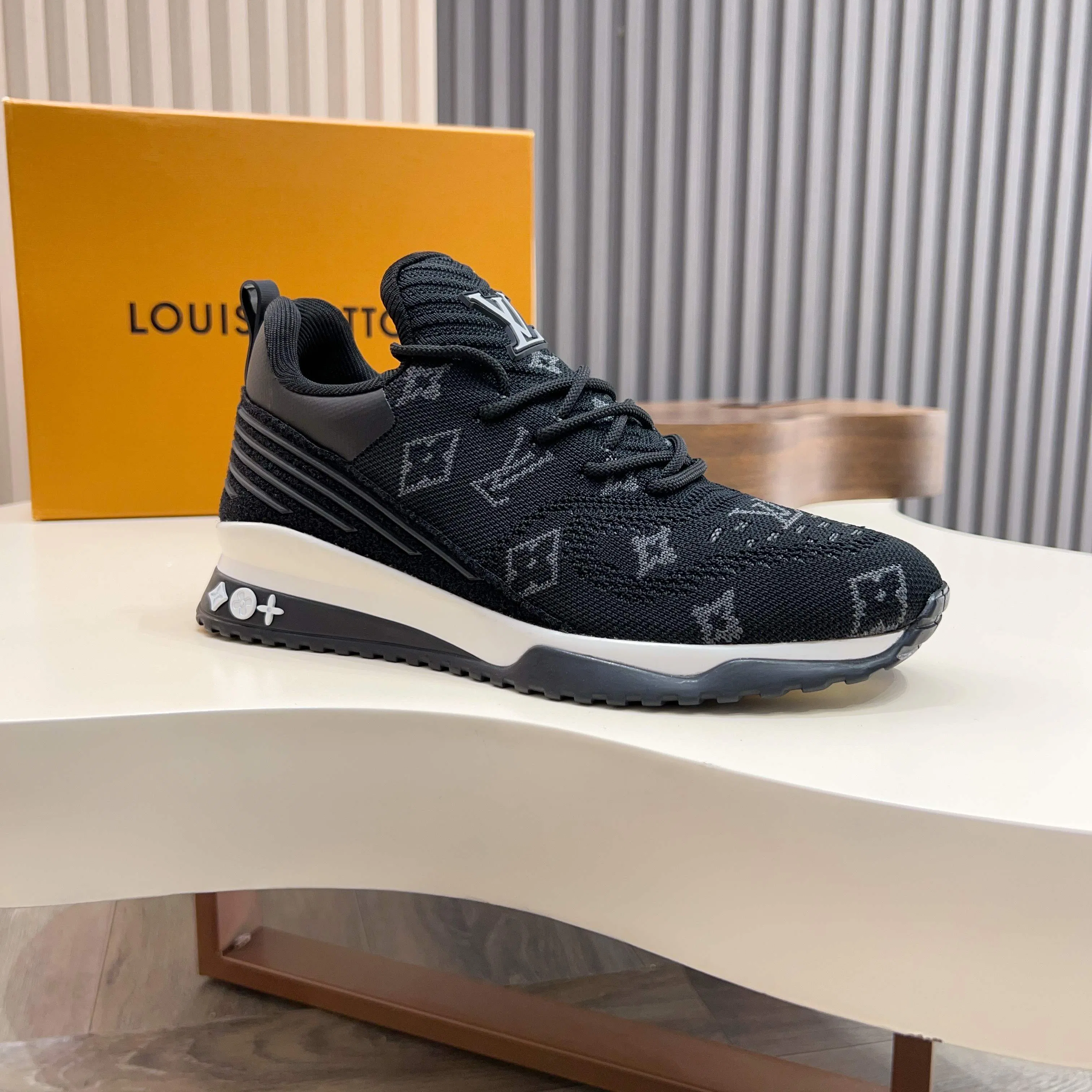 LV 27FW QVUSQNN 162 운동화 22