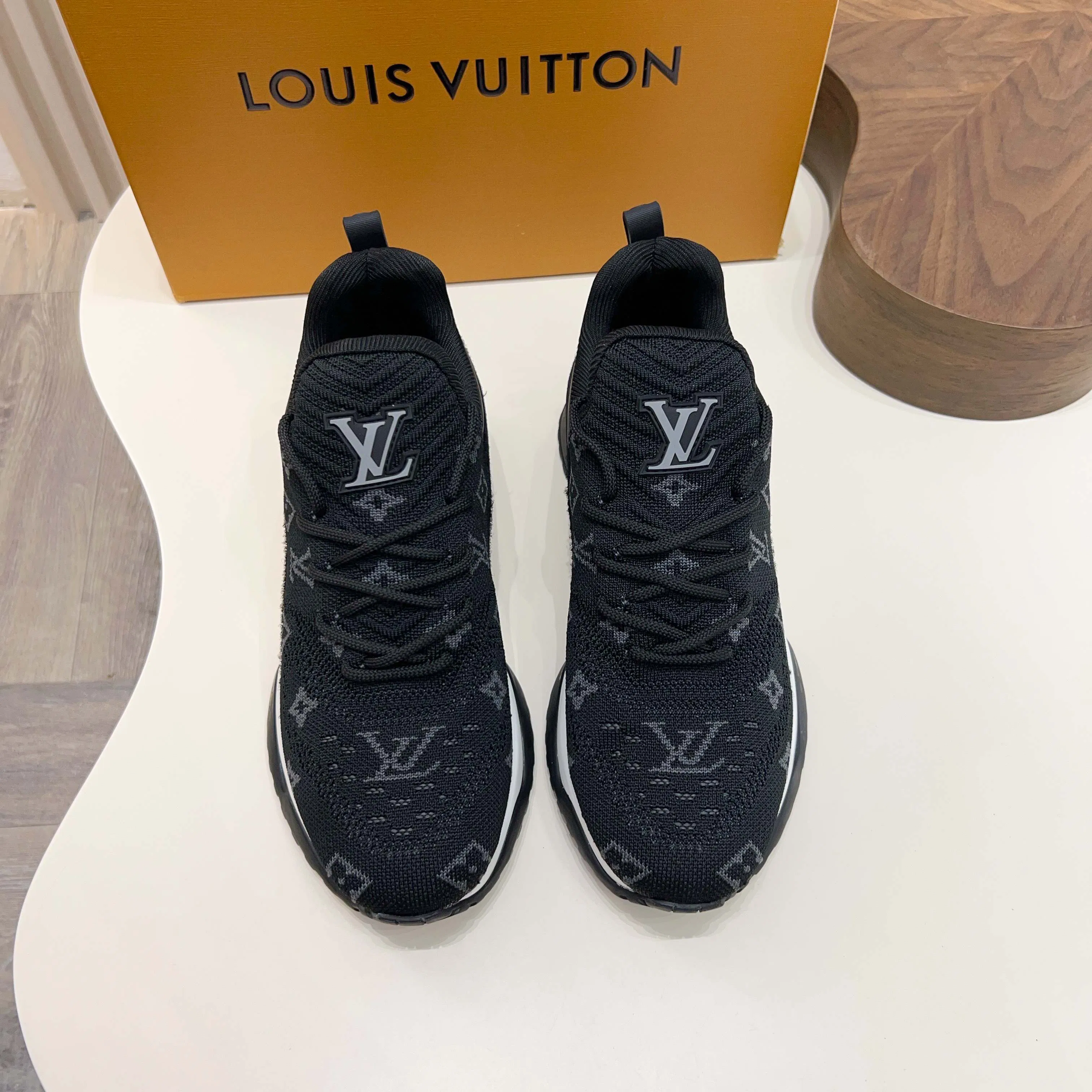 LV 27FW QVUSQNN 162 운동화 24