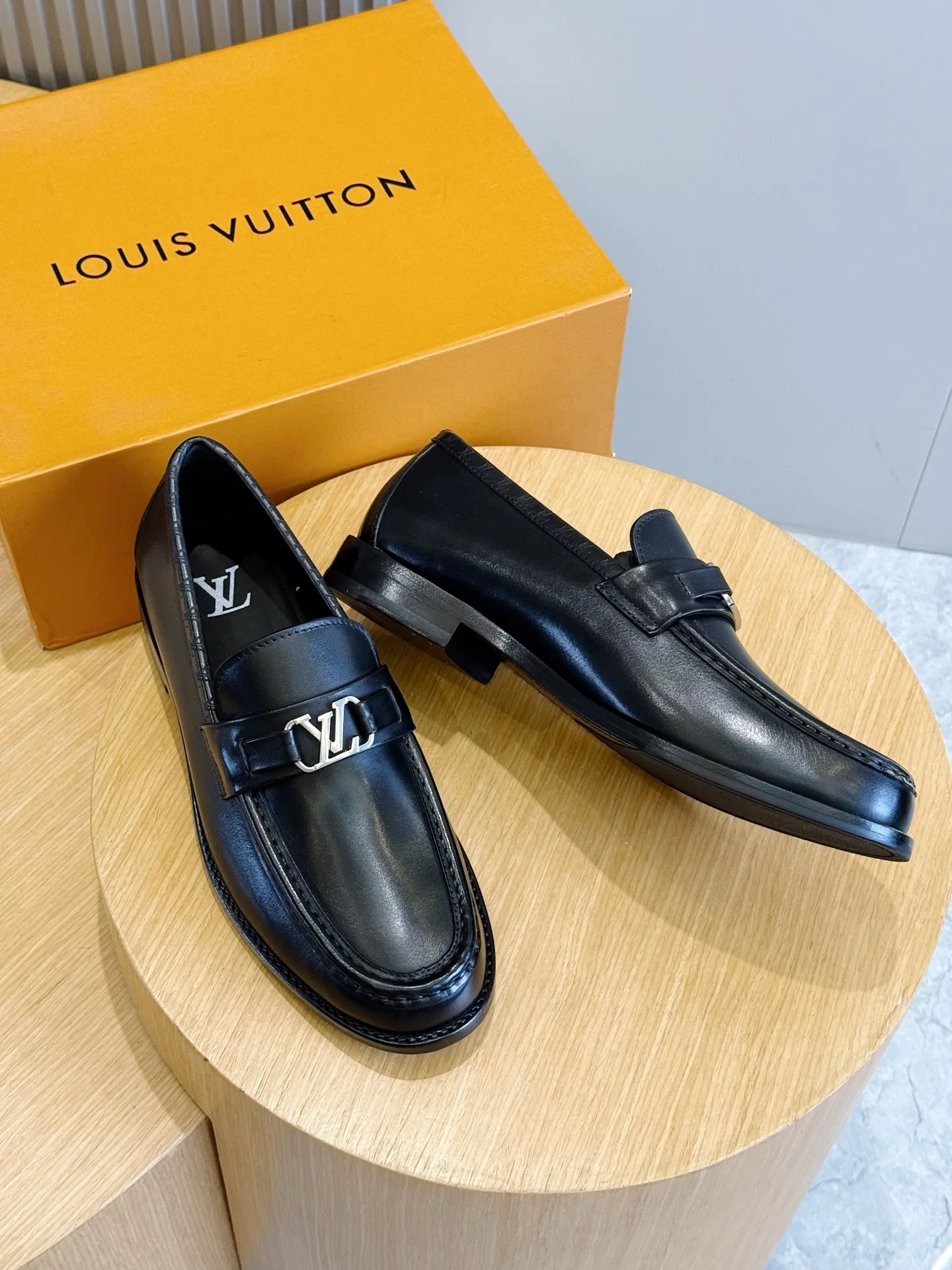 LV 27FW QVUSQNN 164 로퍼 7