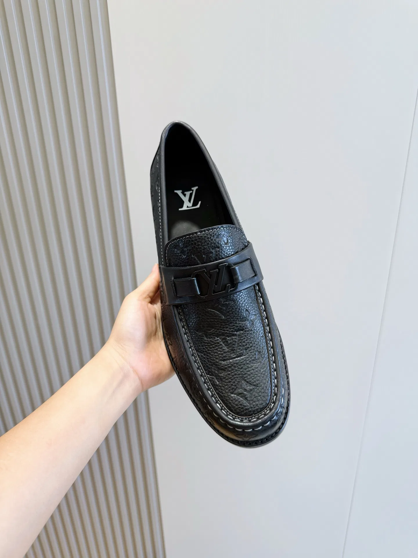 LV 27FW QVUSQNN 166 로퍼 10