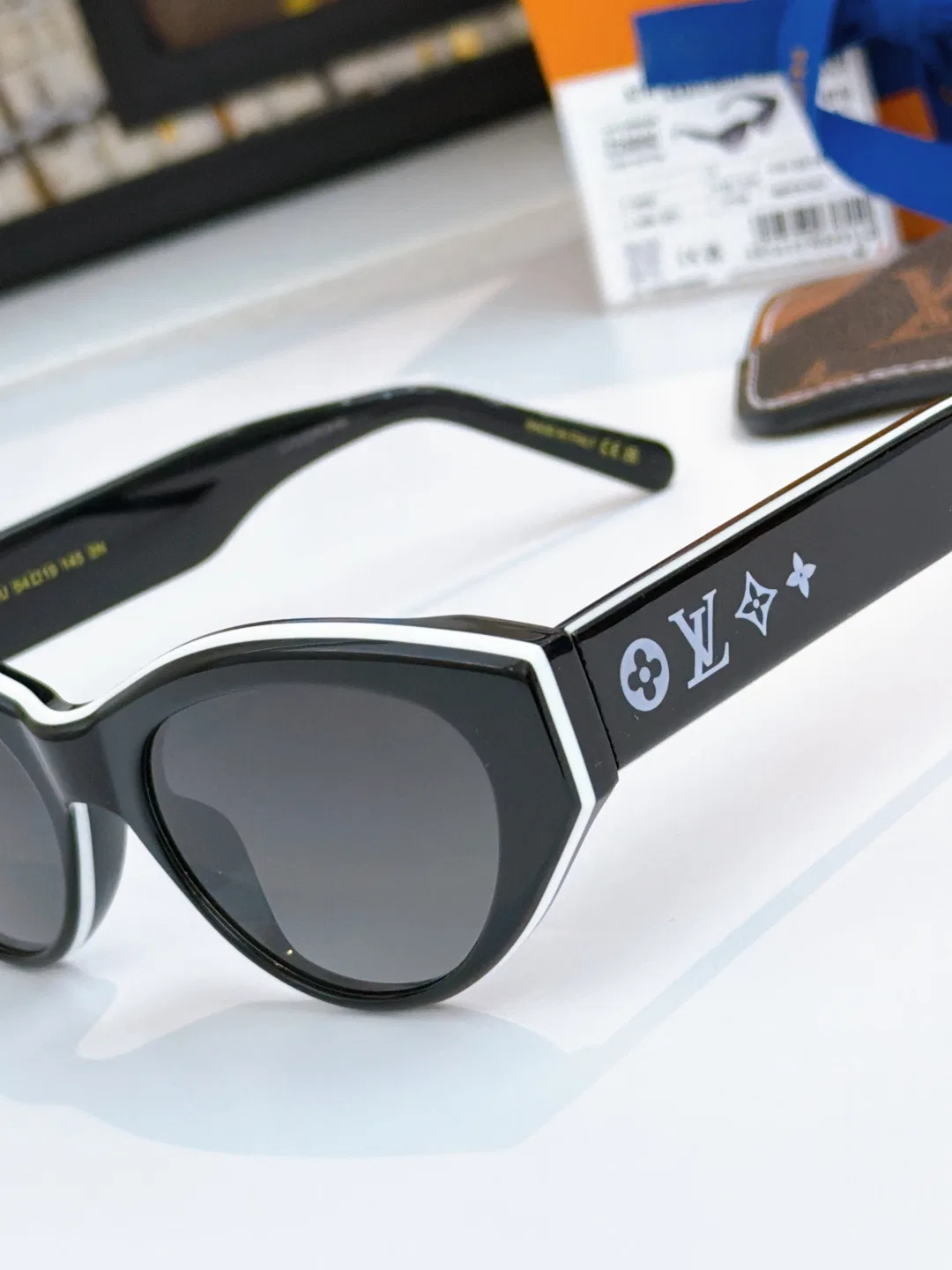 LV 27FW QVUSQNN 185 선글라스 12