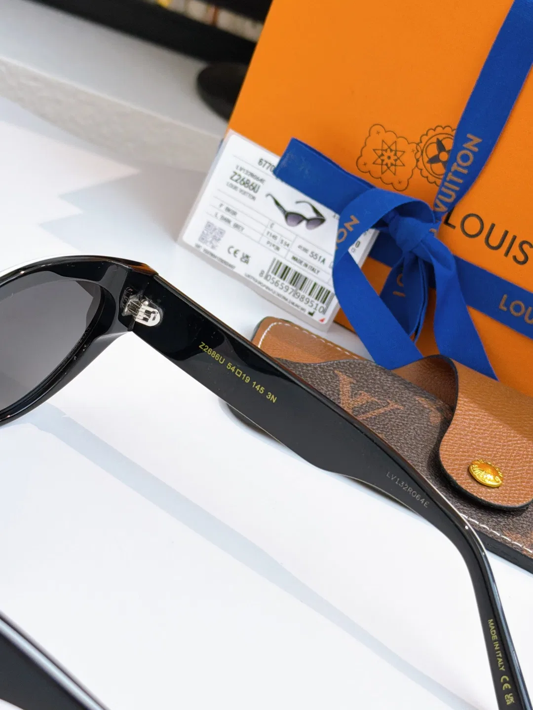 LV 27FW QVUSQNN 185 선글라스 14