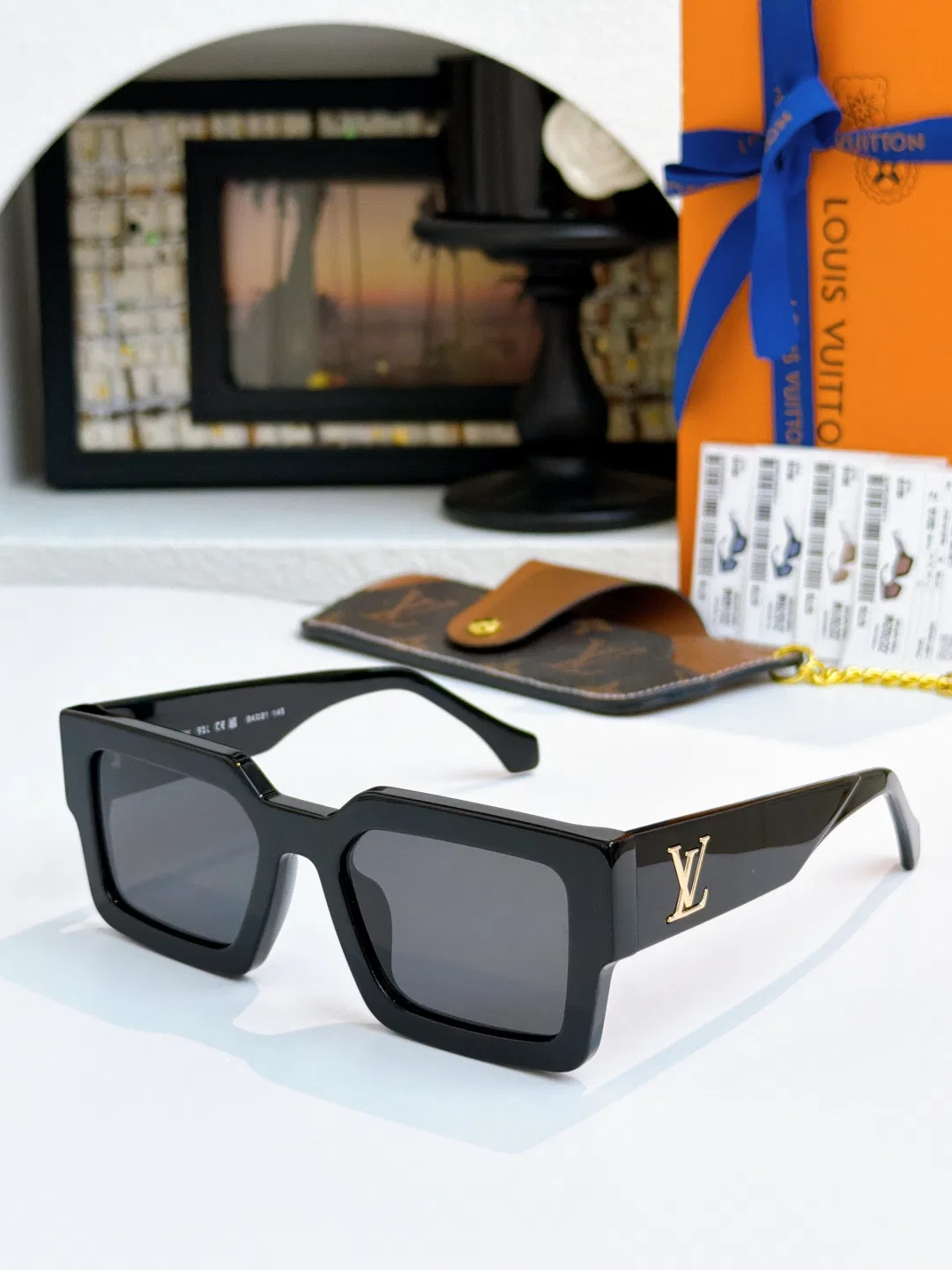 LV 27FW QVUSQNN 189 선글라스 10