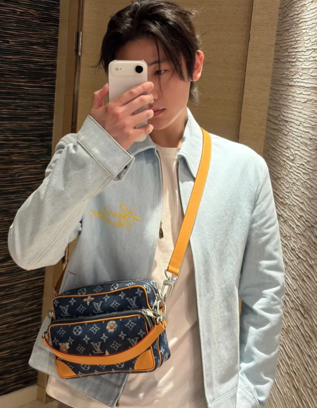 LV 27FW QVUSQNN 193 데님자켓 12