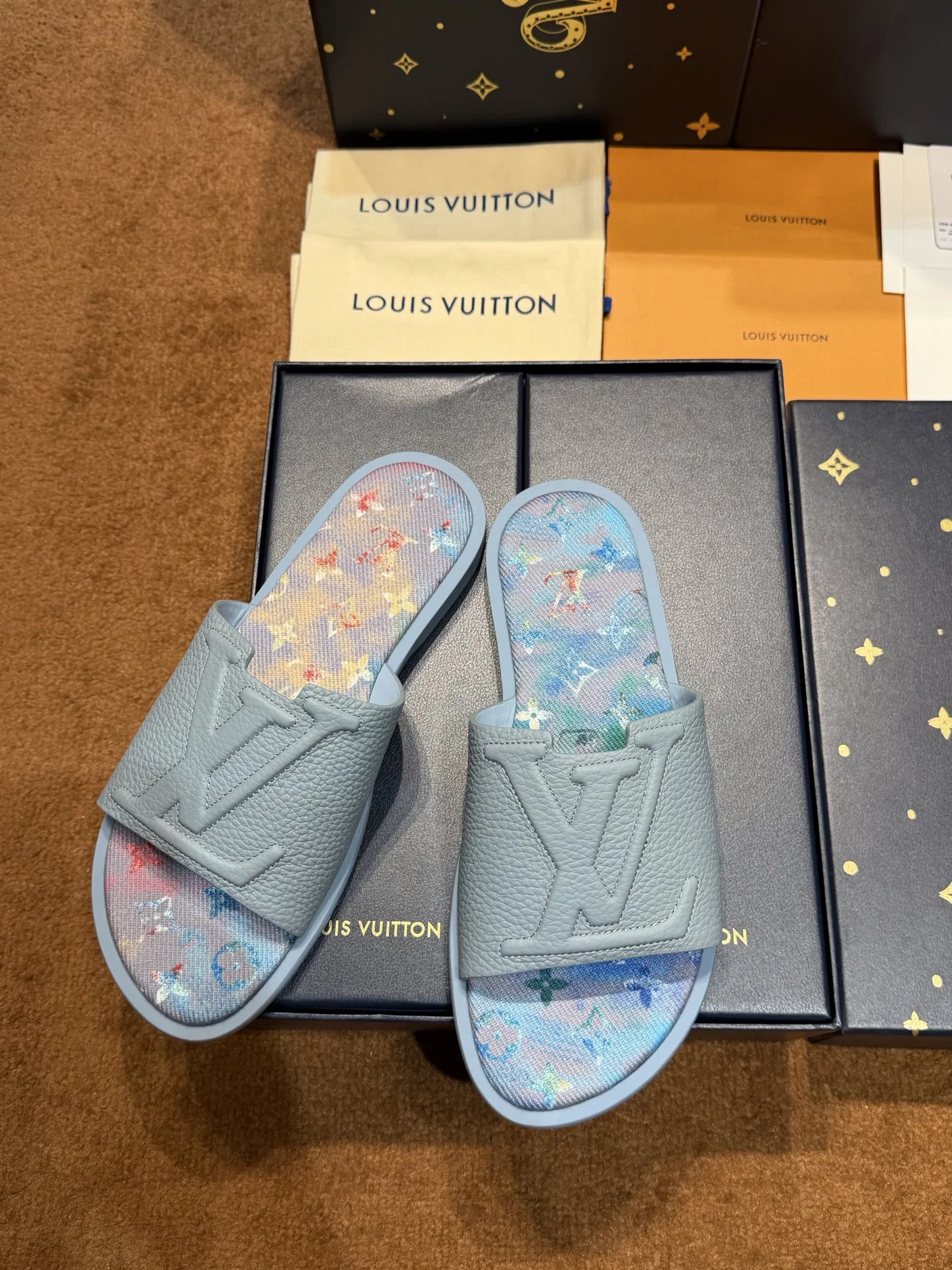 LV 27FW QVUSQNN 206 슬리퍼 26