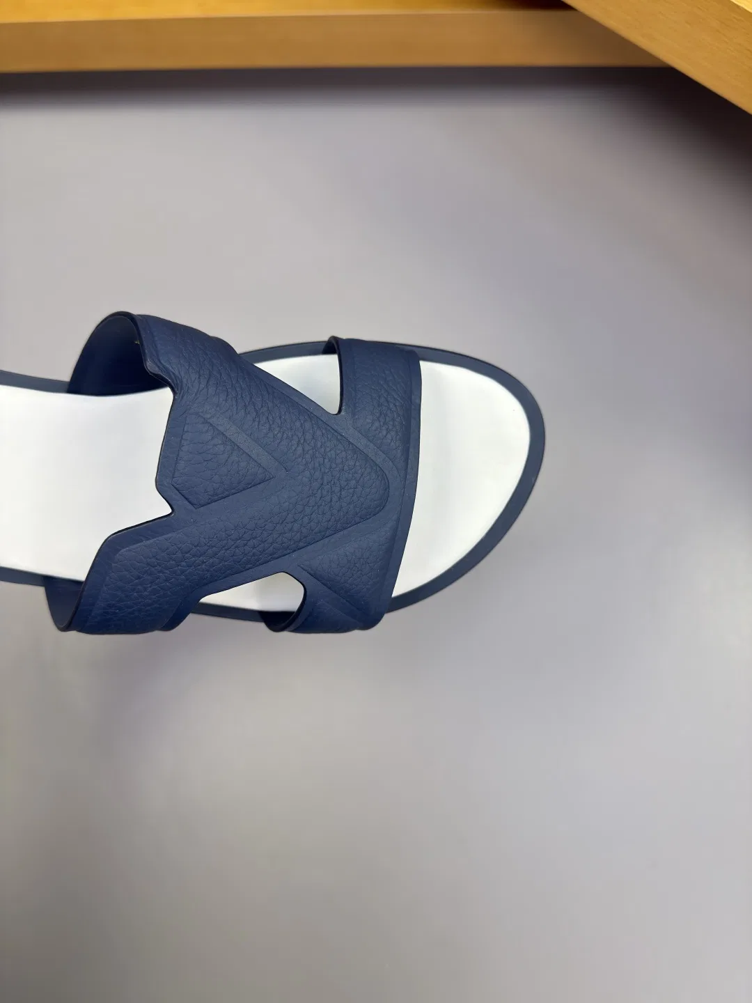 LV 27FW QVUSQNN 209 슬리퍼 28