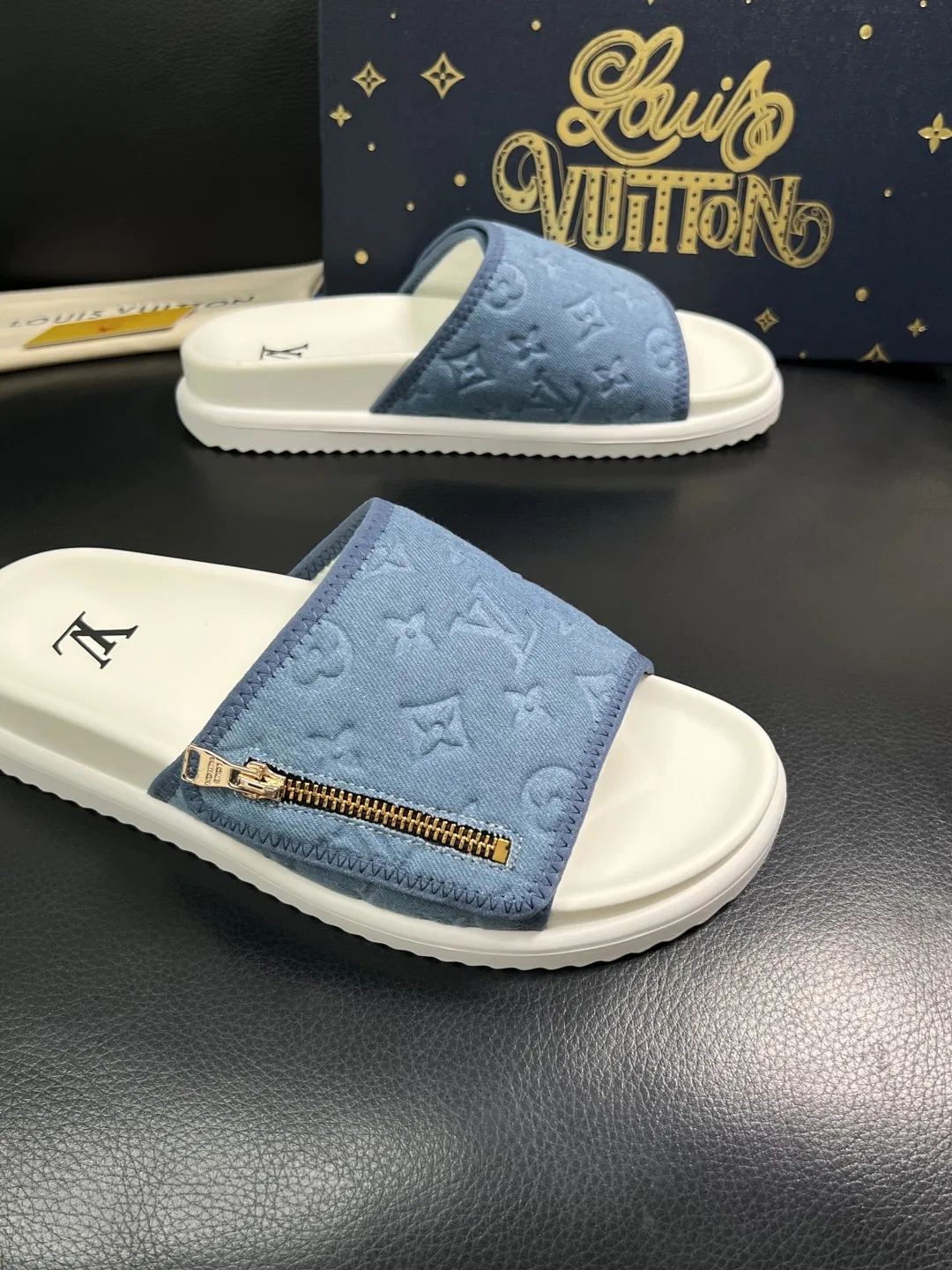LV 27FW QVUSQNN 223 슬리퍼 33