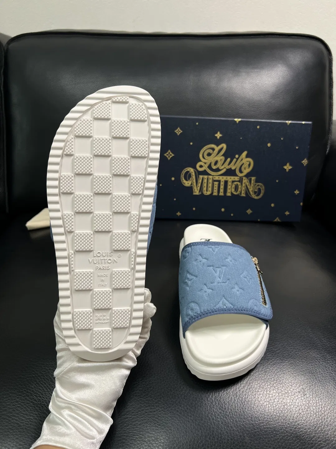 LV 27FW QVUSQNN 223 슬리퍼 36