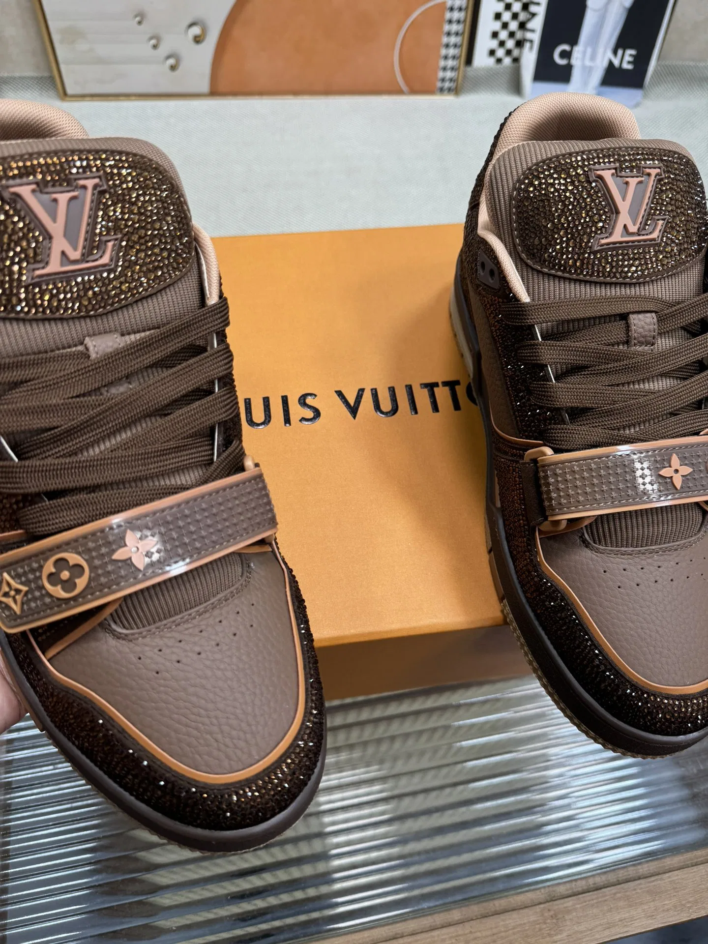 LV 27FW QVUSQNN 225 스니커즈 14