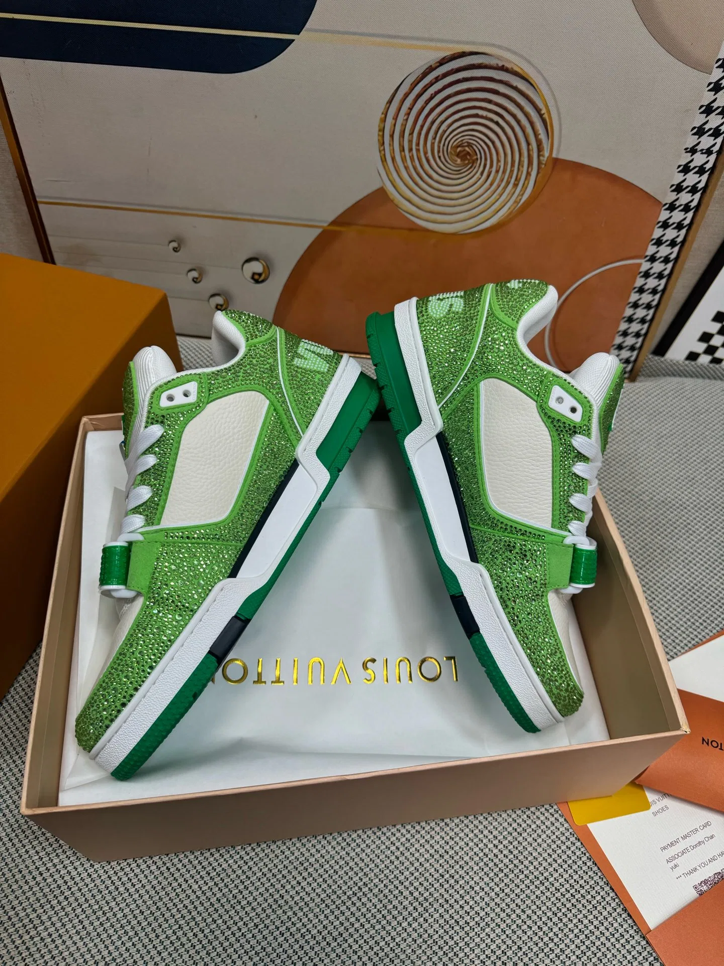 LV 27FW QVUSQNN 225 스니커즈 40