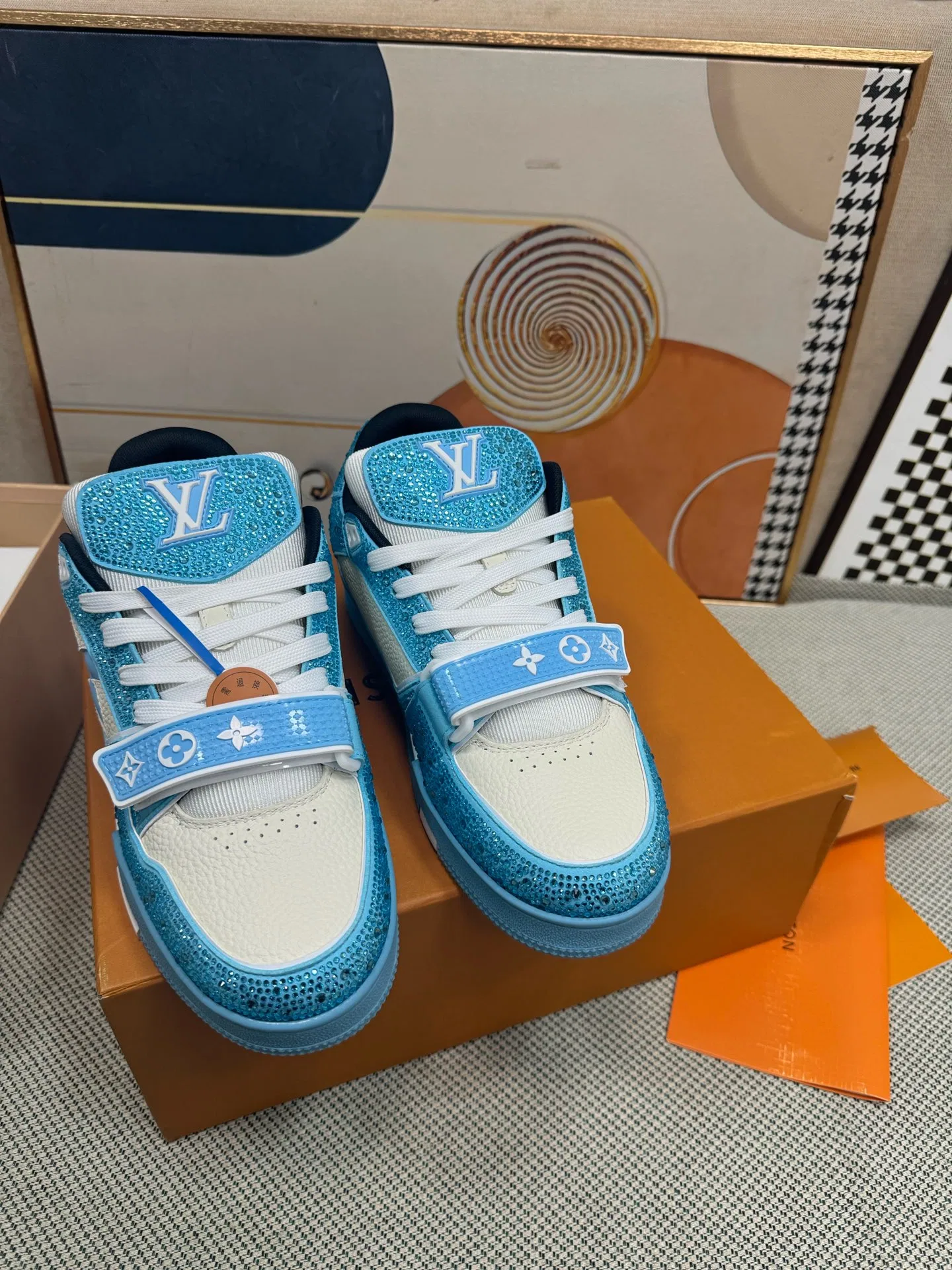 LV 27FW QVUSQNN 225 스니커즈 46