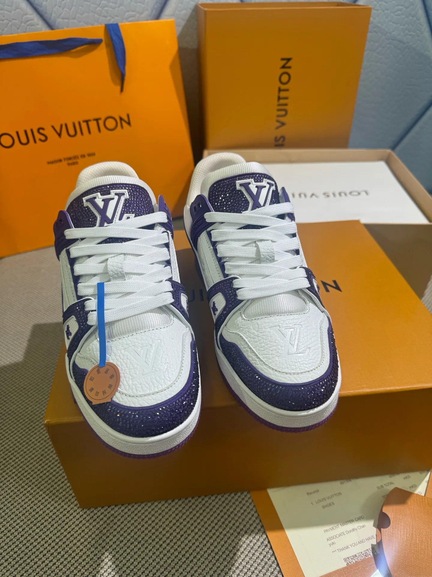 LV 27FW QVUSQNN 225 스니커즈 64