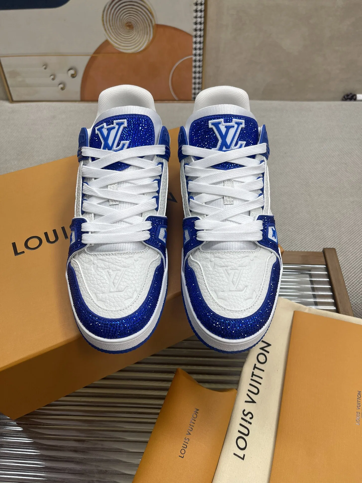 LV 27FW QVUSQNN 227 스니커즈 61