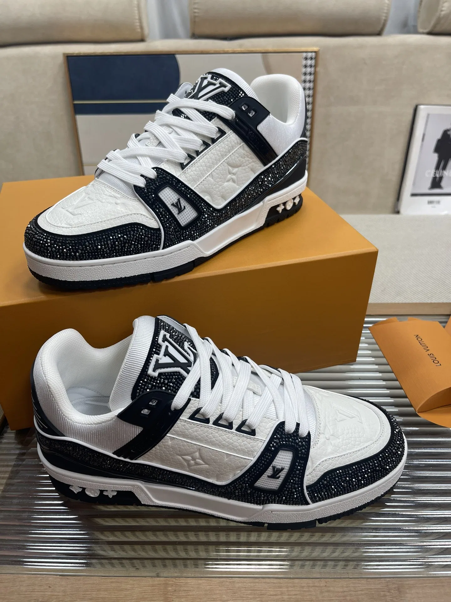LV 27FW QVUSQNN 227 스니커즈 66