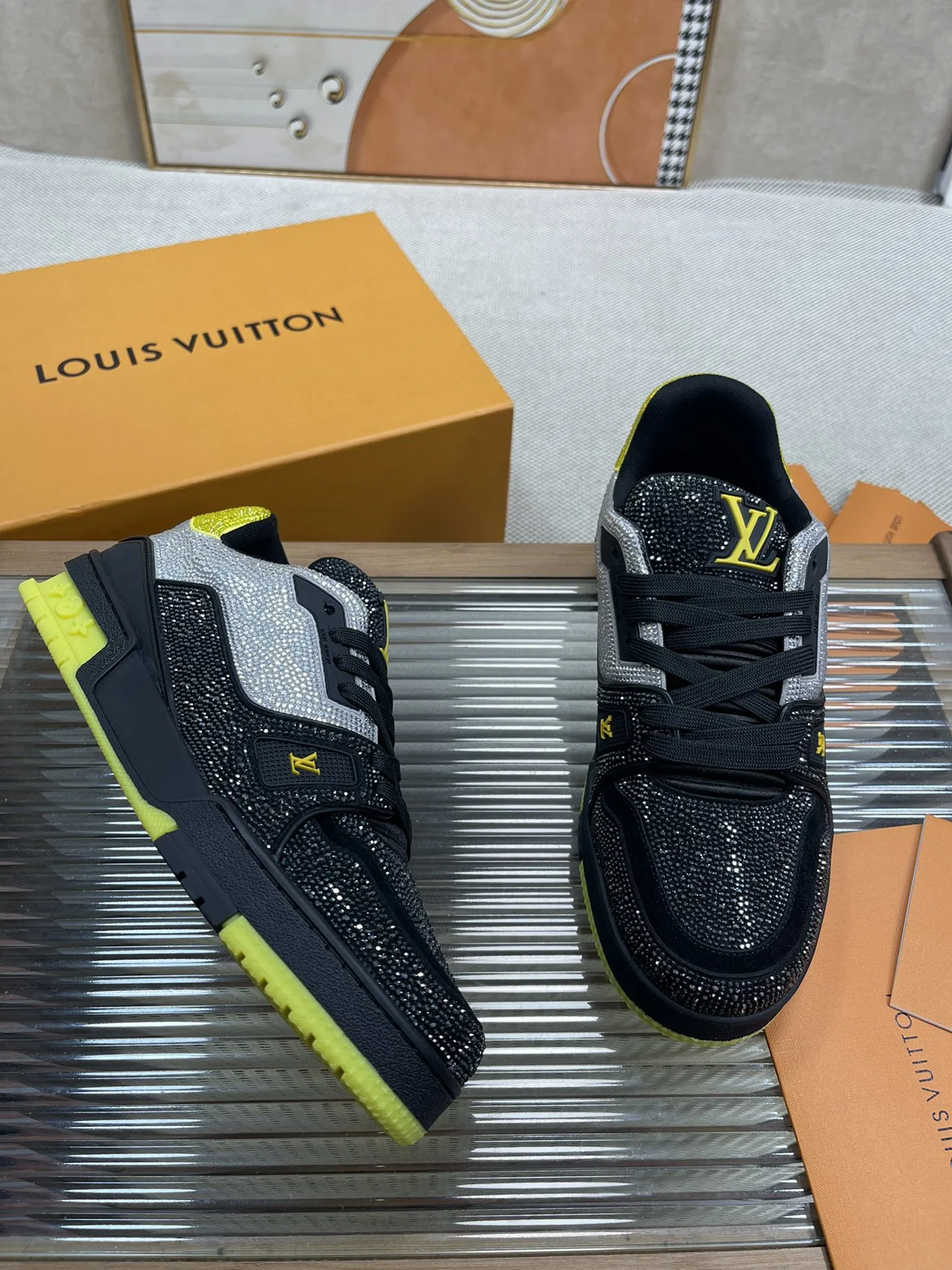 LV 27FW QVUSQNN 228 스니커즈 83