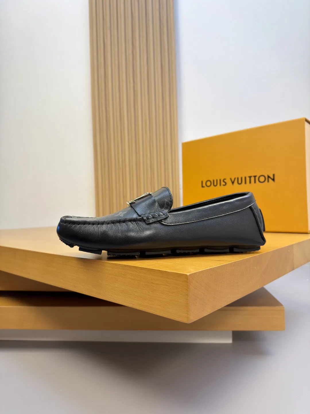 LV 27FW QVUSQNN 237 로퍼 13