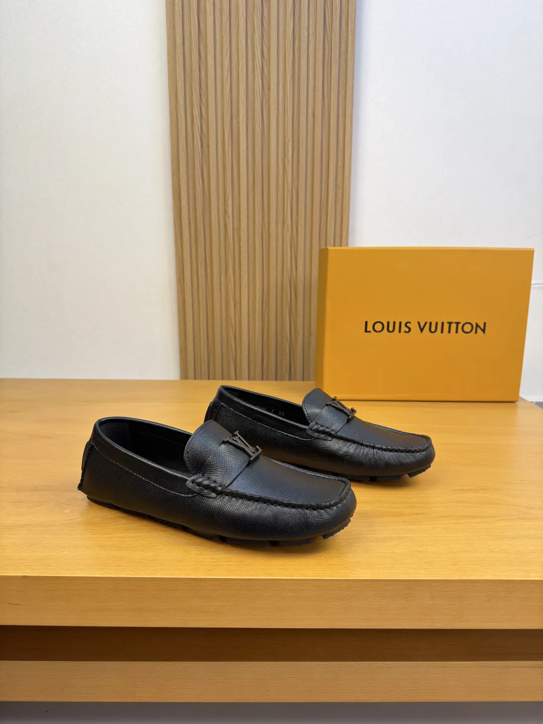 LV 27FW QVUSQNN 238 로퍼 24