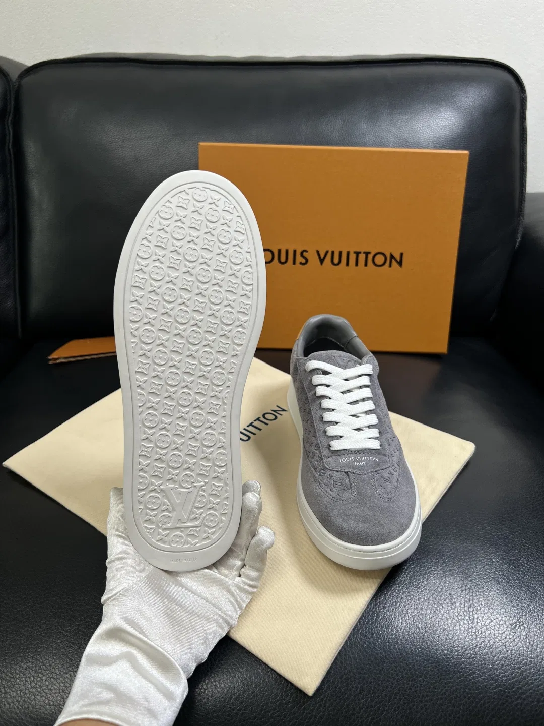 LV 27FW QVUSQNN 239 스니커즈 9