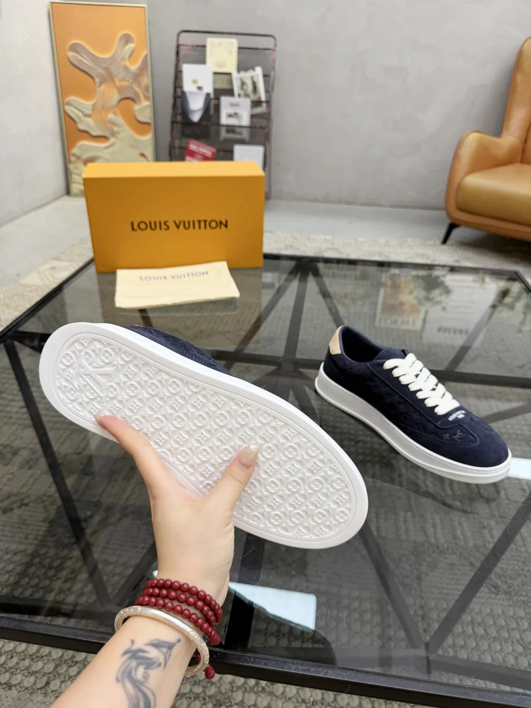 LV 27FW QVUSQNN 239 스니커즈 45