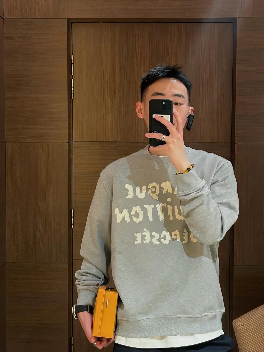 LV 27FW QVUSQNN 240 맨투맨 27