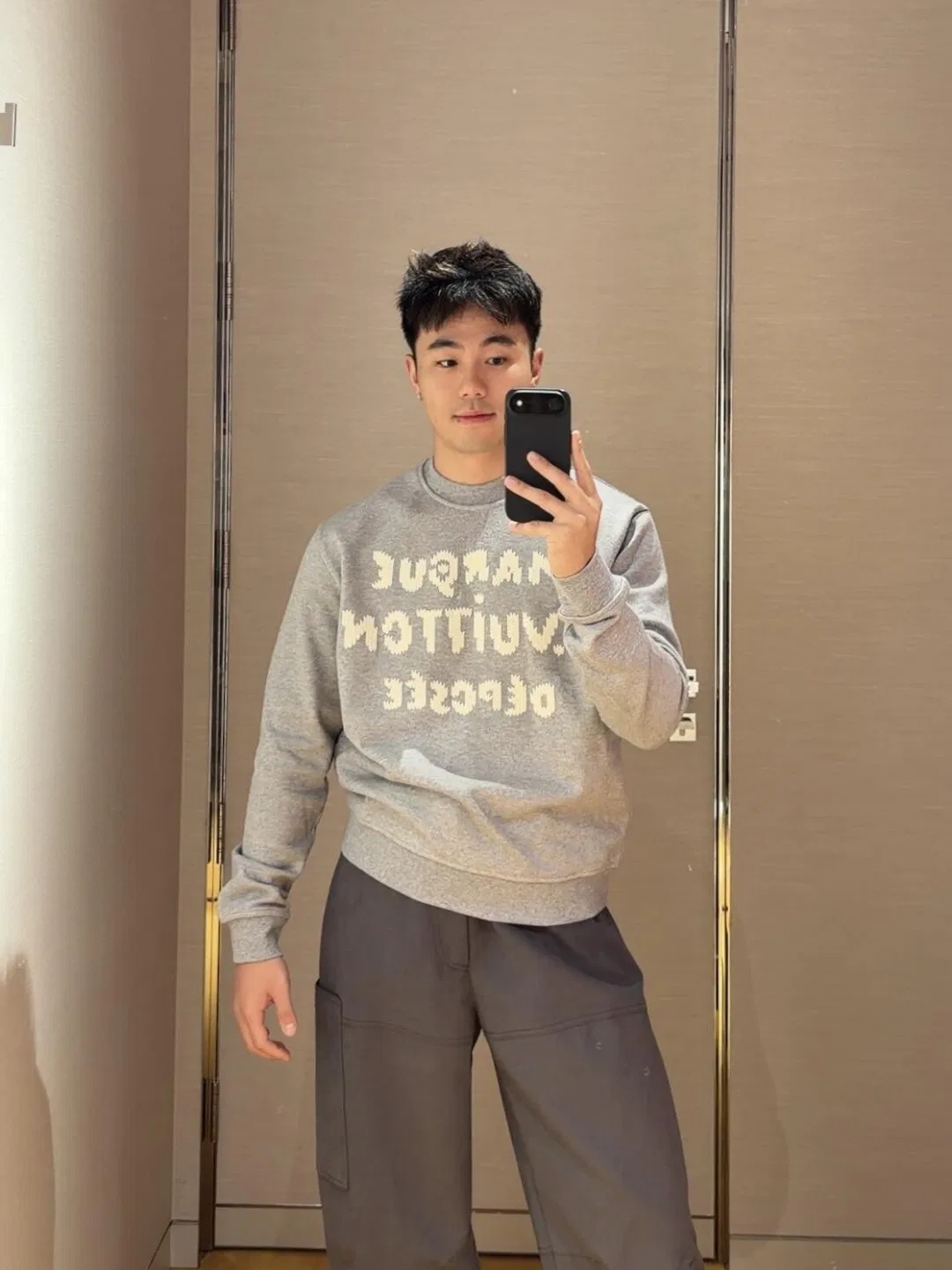 LV 27FW QVUSQNN 240 맨투맨 31