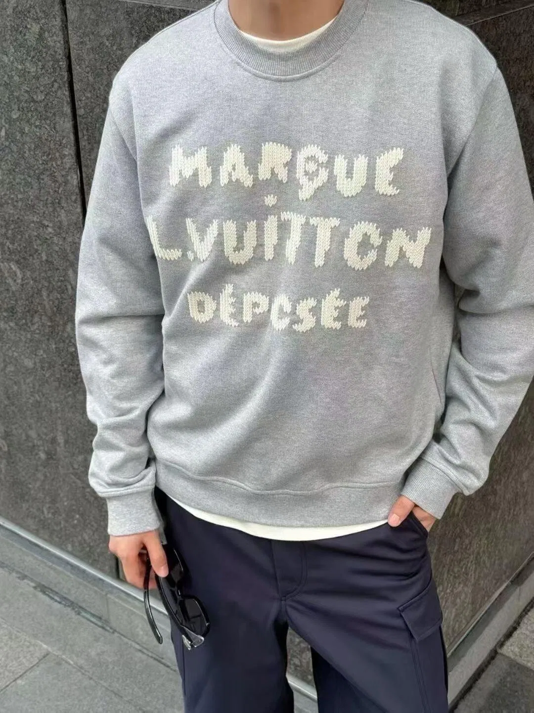 LV 27FW QVUSQNN 240 맨투맨 32