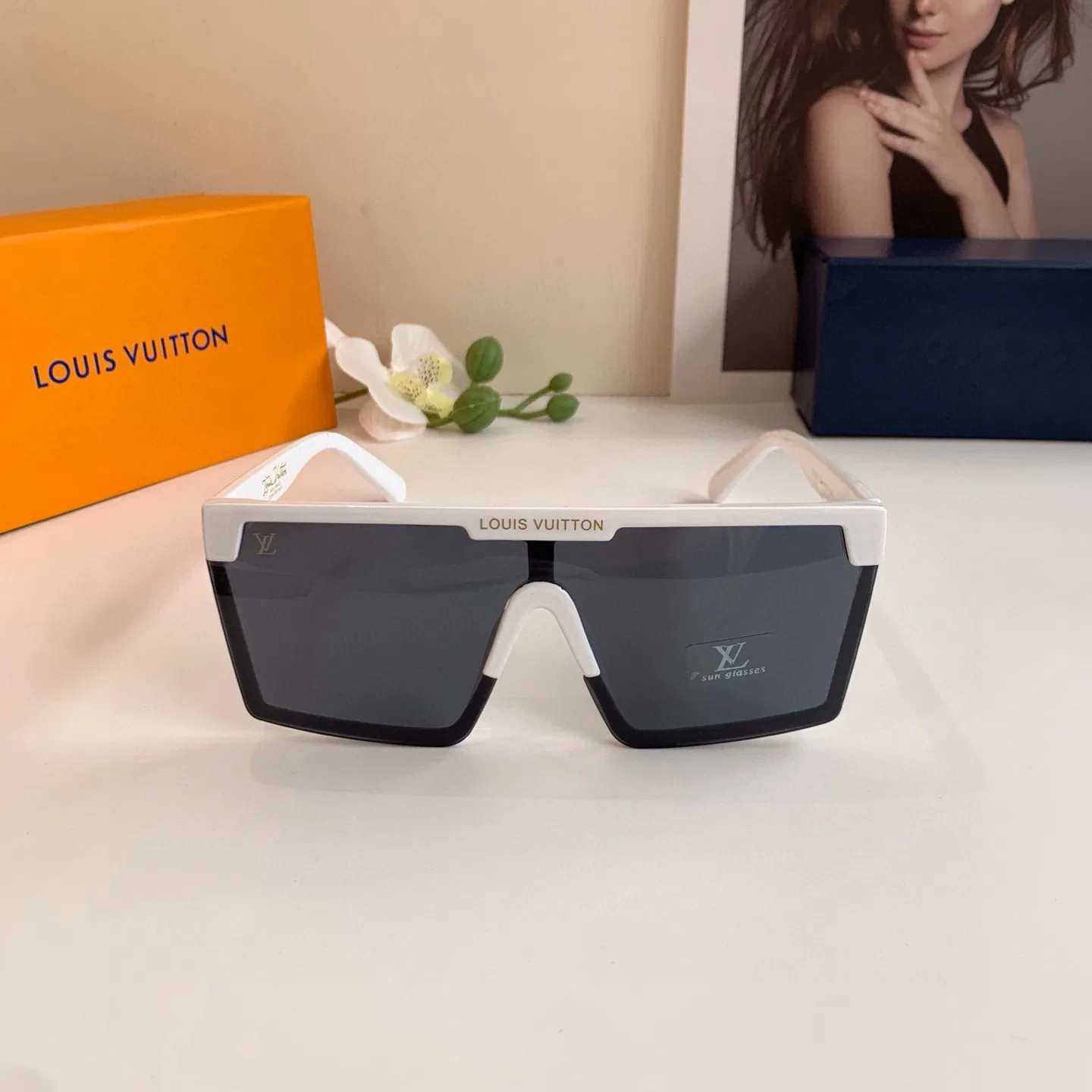 LV 27FW QVUSQNN 244 선글라스 12