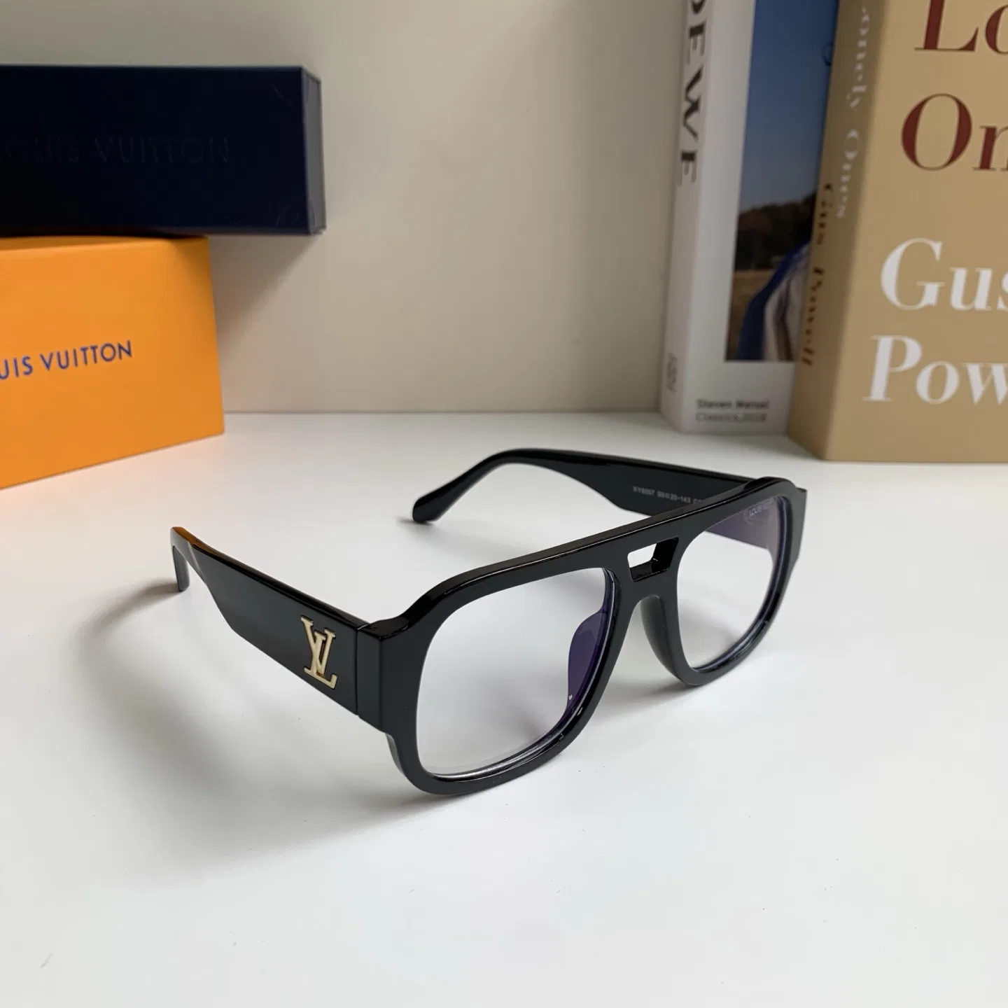 LV 27FW QVUSQNN 245 선글라스 9