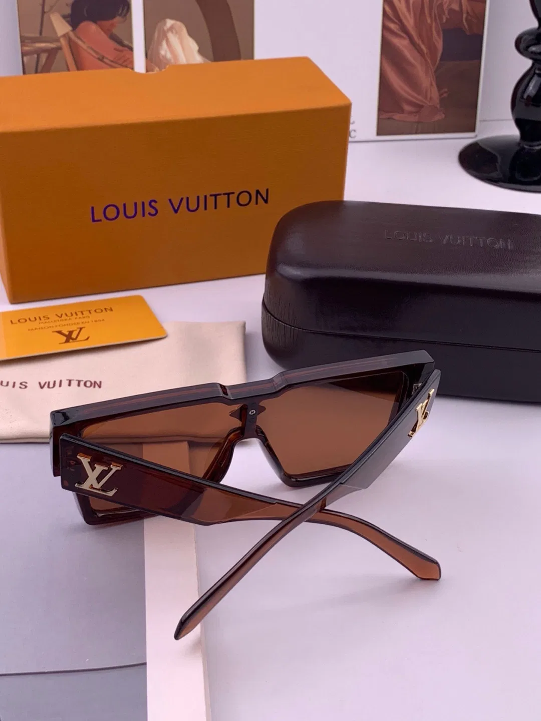 LV 27FW QVUSQNN 246 선글라스 17