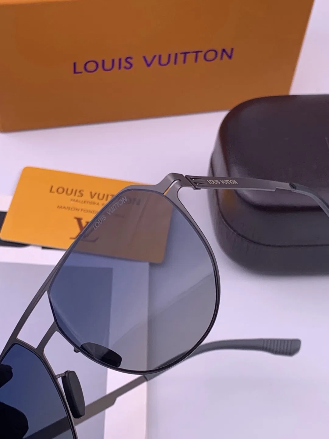 LV 27FW QVUSQNN 248 선글라스 14