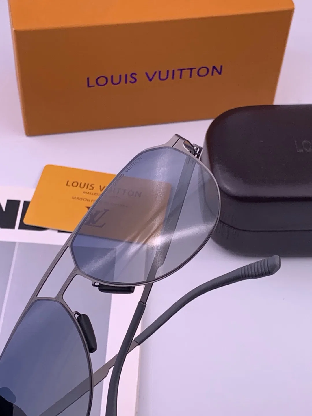 LV 27FW QVUSQNN 248 선글라스 15