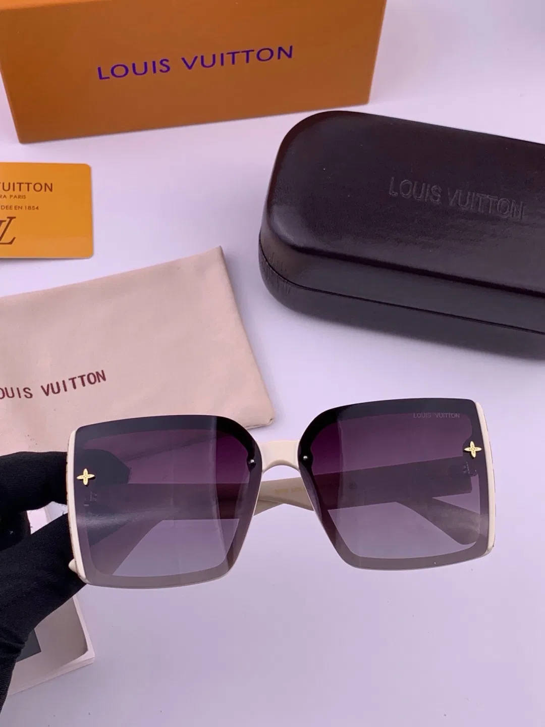LV 27FW QVUSQNN 252 선글라스 8