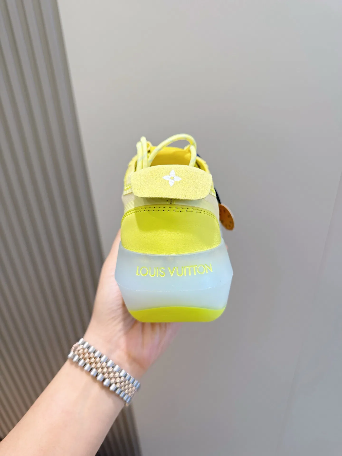 LV 27FW QVUSQNN 258 운동화 16