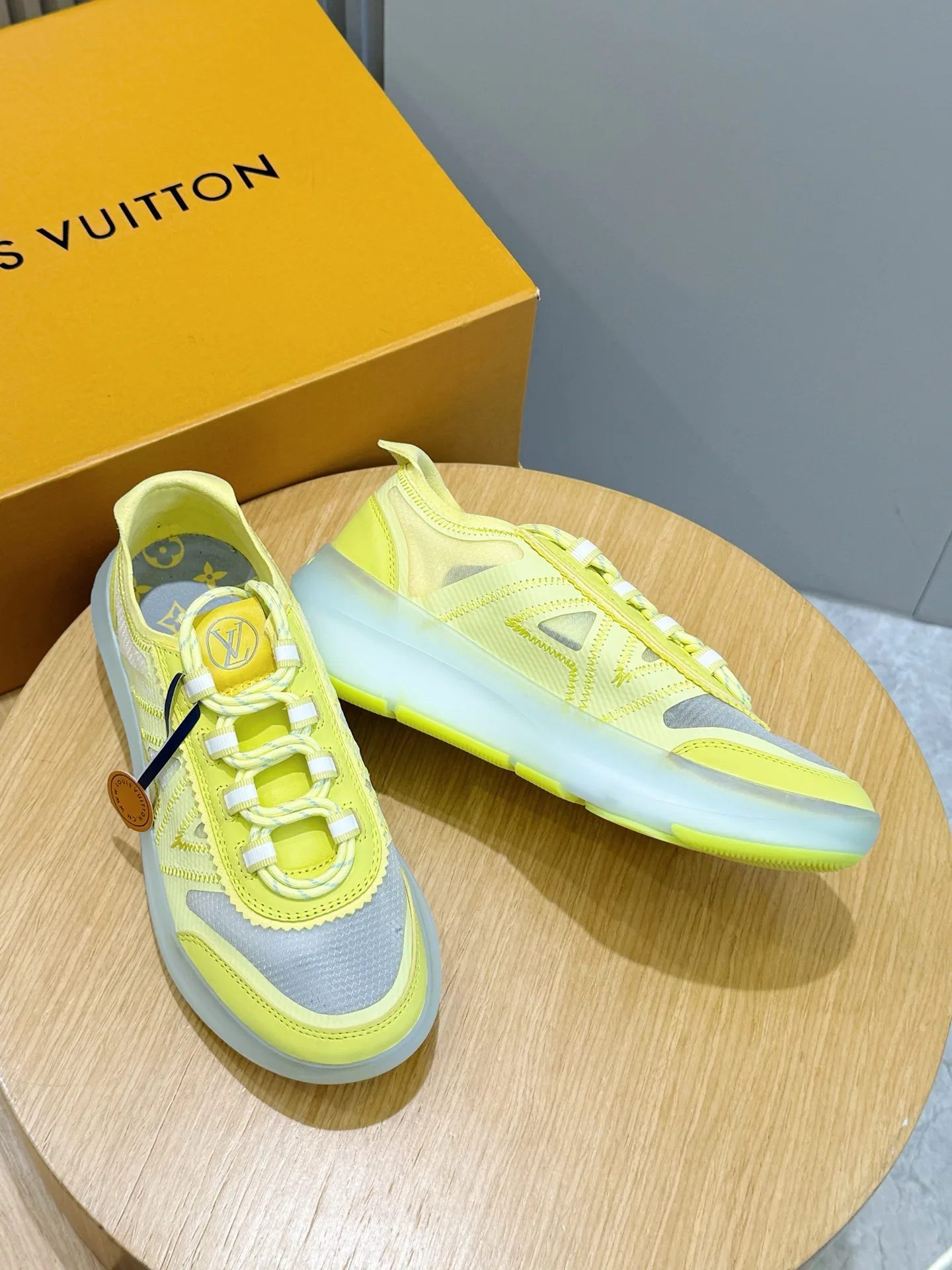 LV 27FW QVUSQNN 258 운동화 17