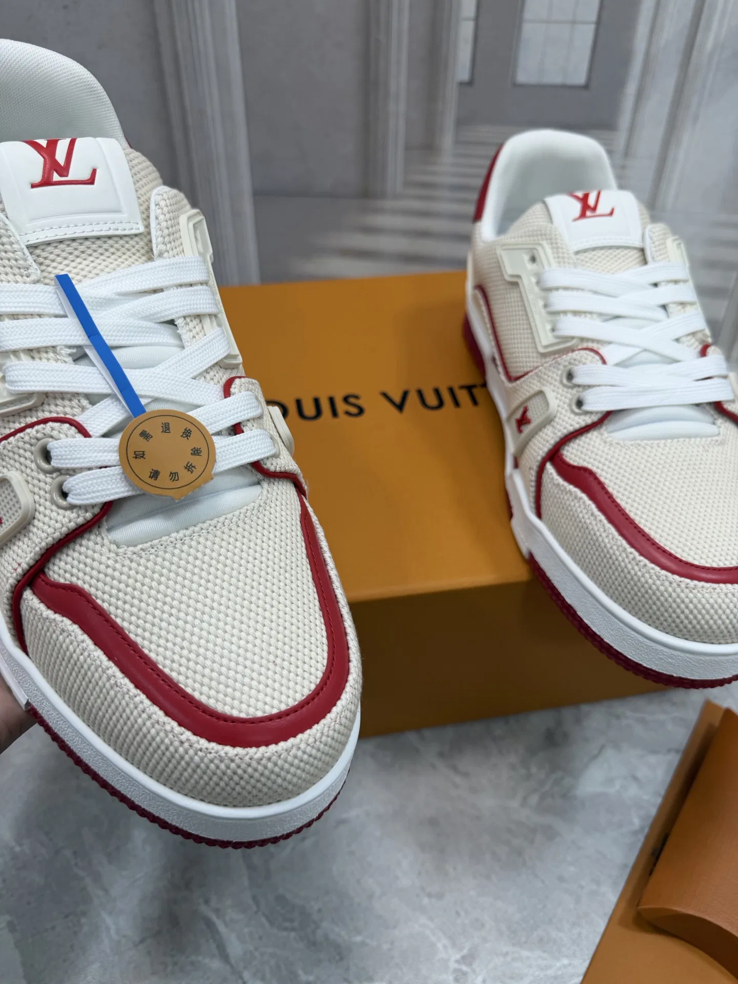 LV 27FW QVUSQNN 267 스니커즈 14