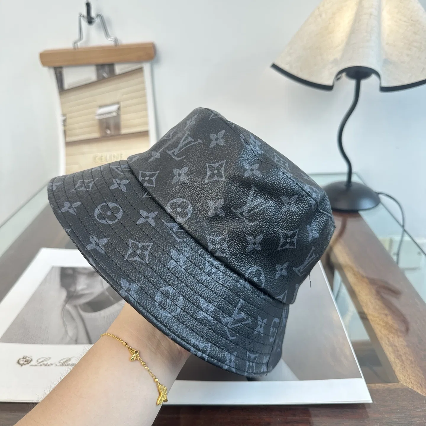 LV 27FW RMGAGGS 012 버킷햇 14