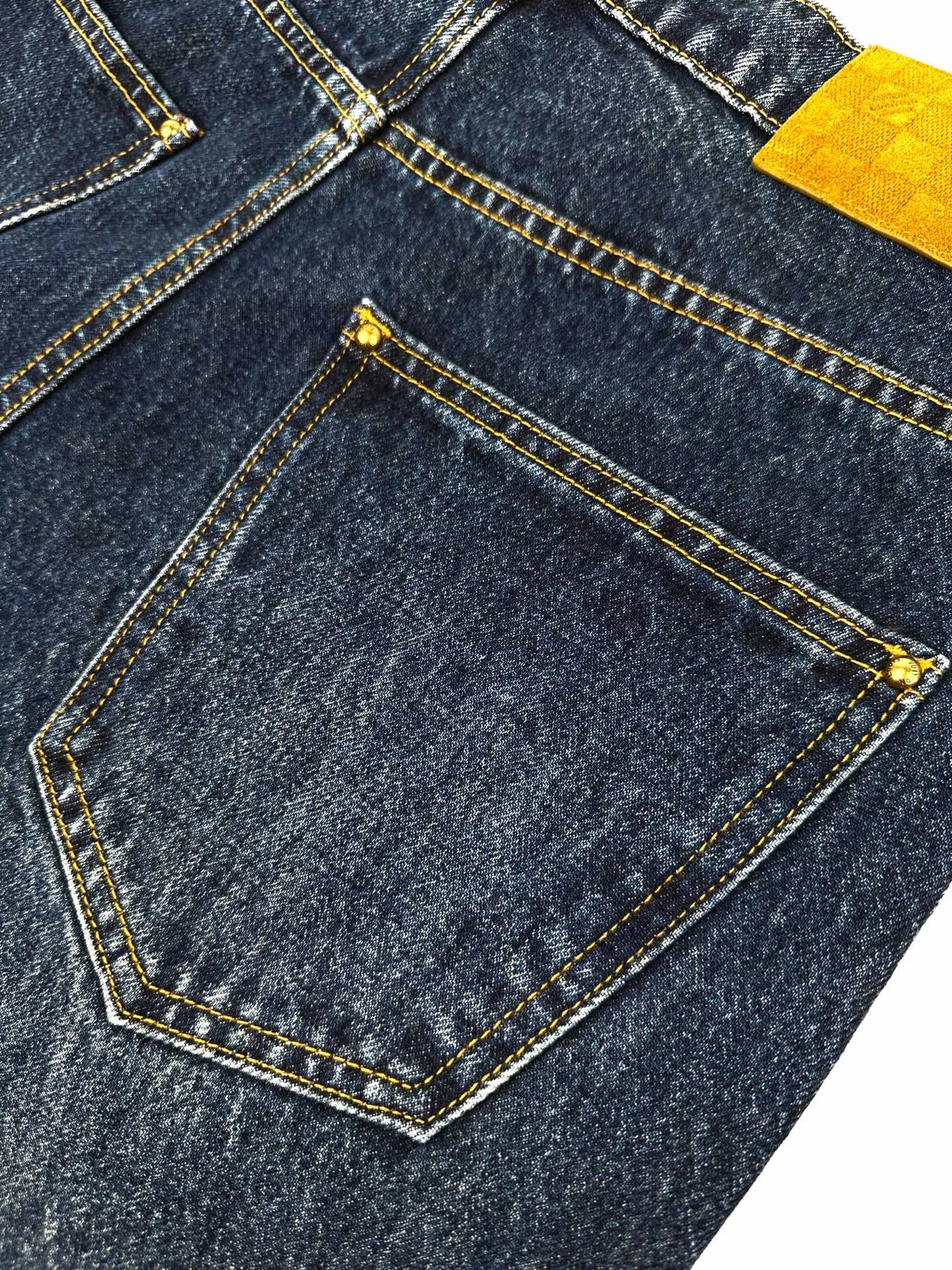 LV 27FW VAAUBHZ 001 데님팬츠 9