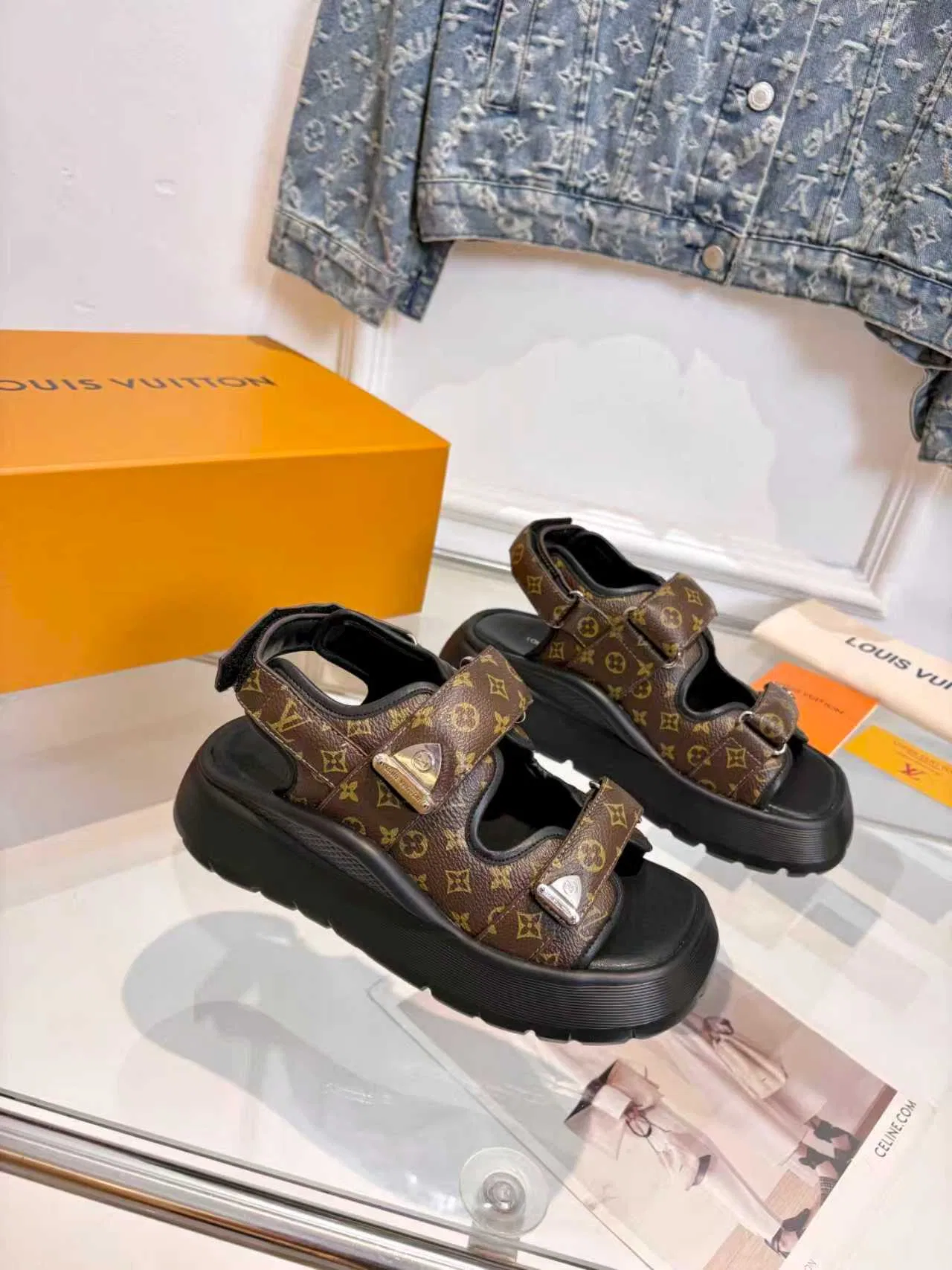 LV 27FW VBYCQID 005 샌들 19